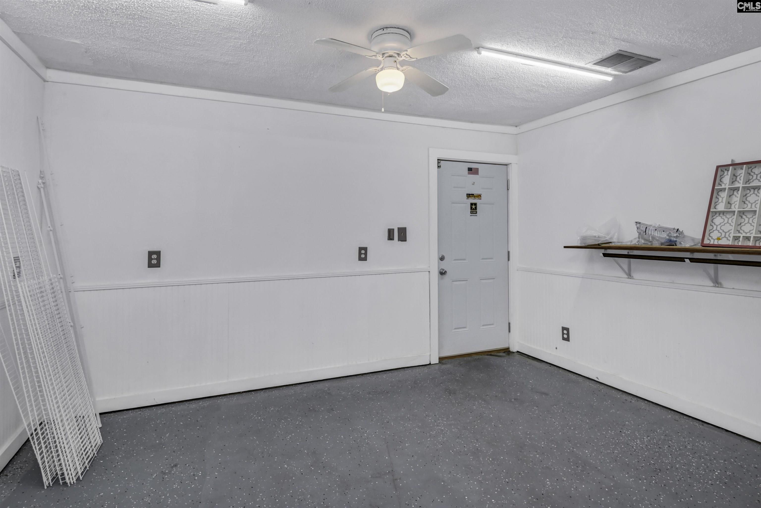 1901 Hollingshed Road