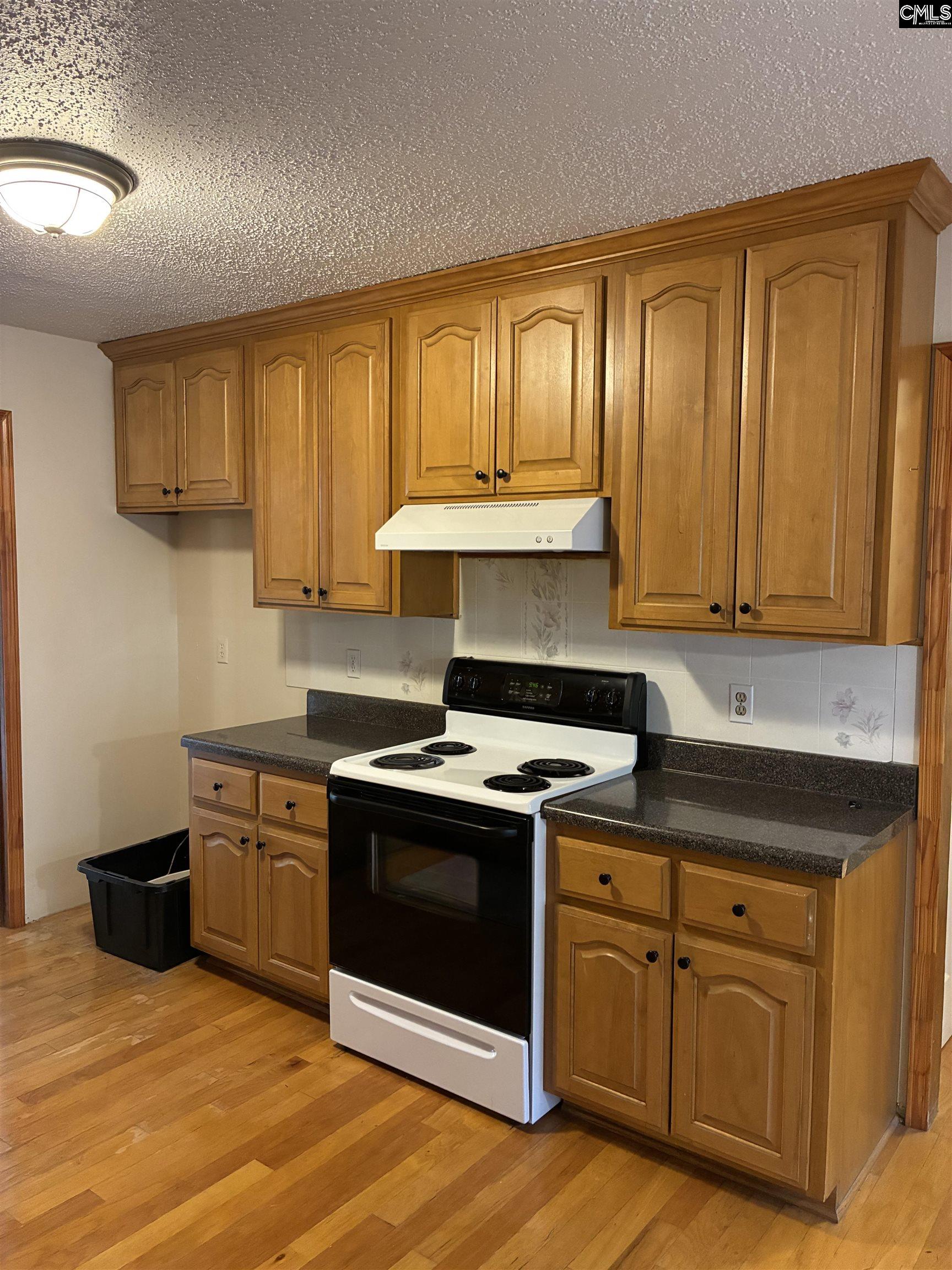 3012 Limerock Lane