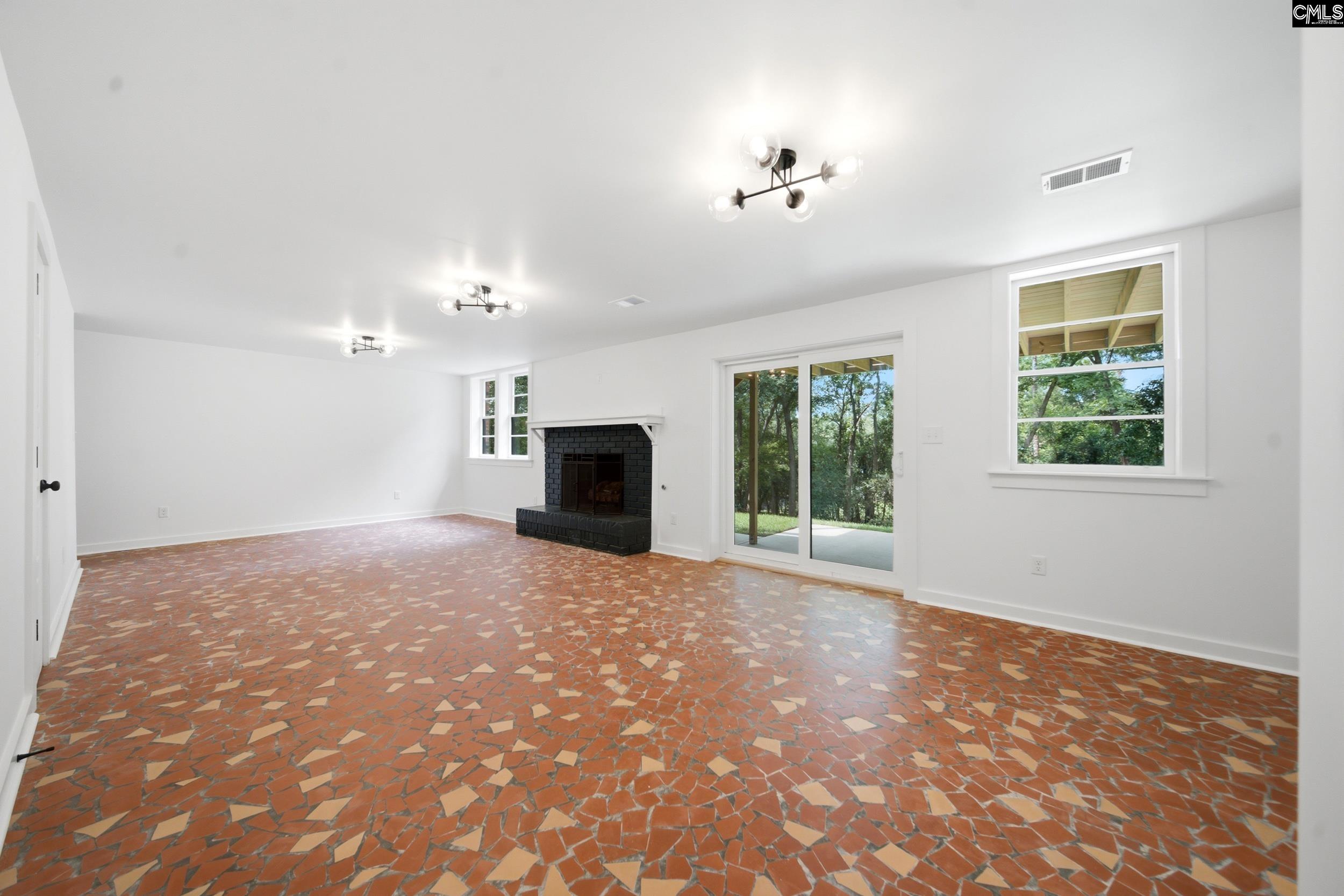 4523 Oakwood Drive