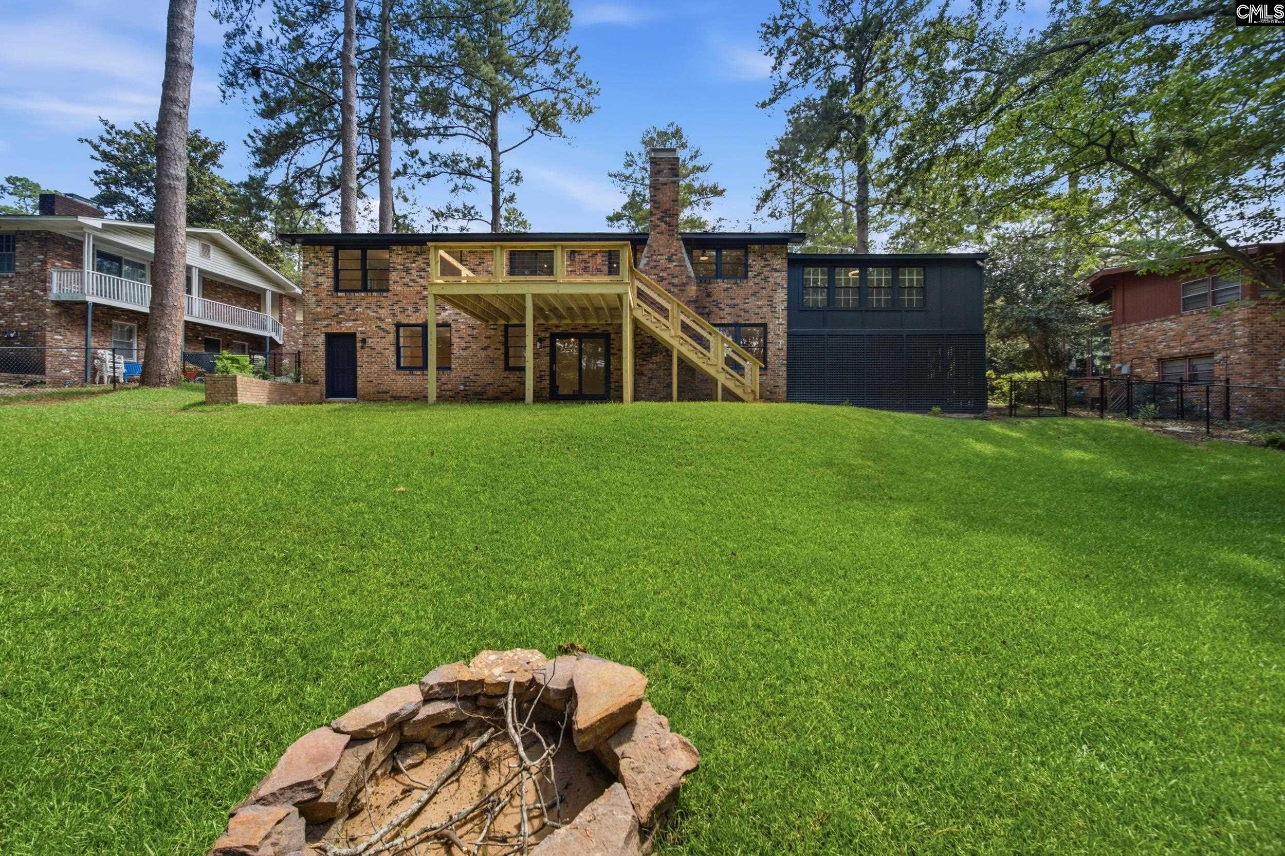 4523 Oakwood Drive