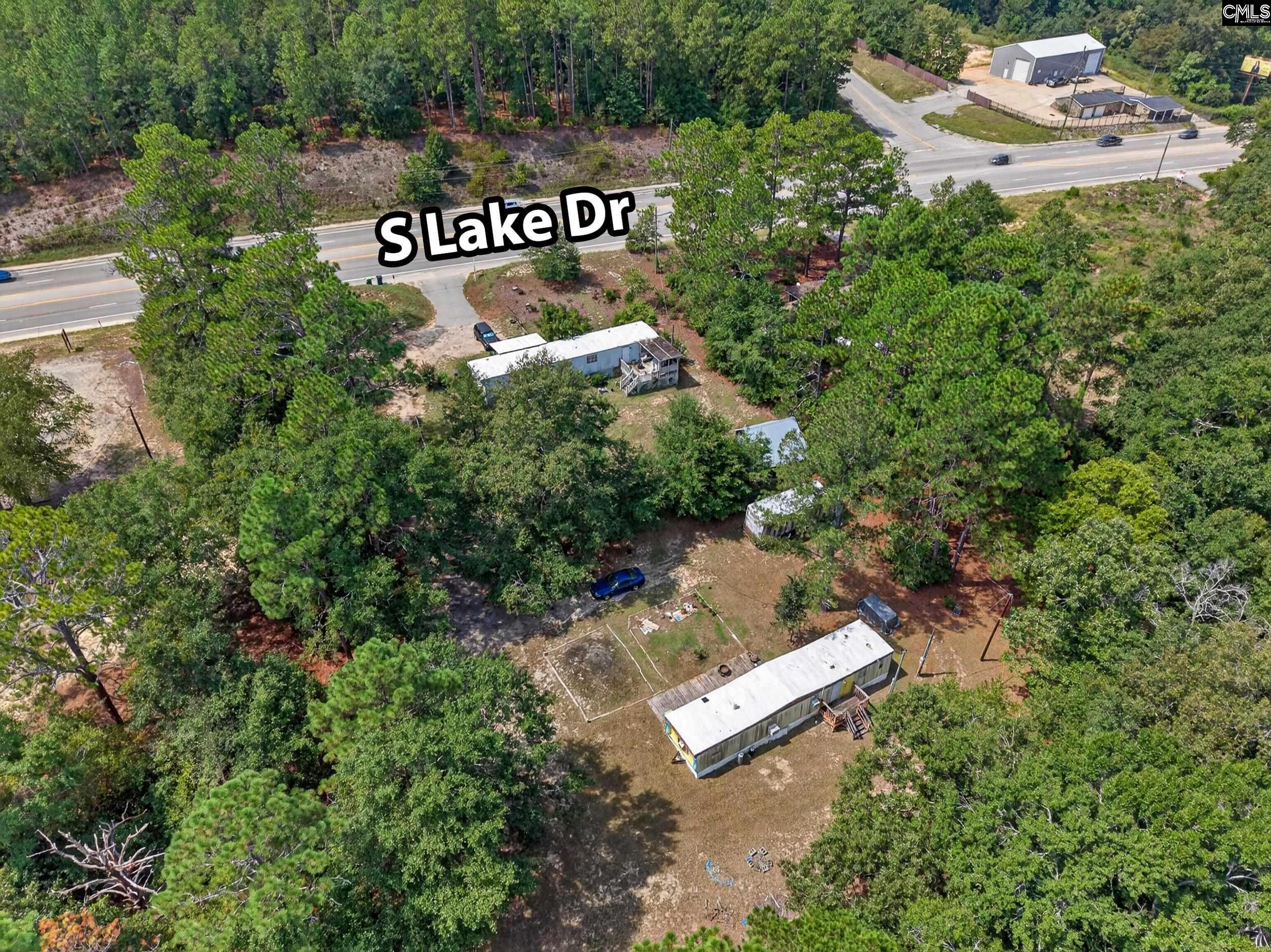 1569 S Lake