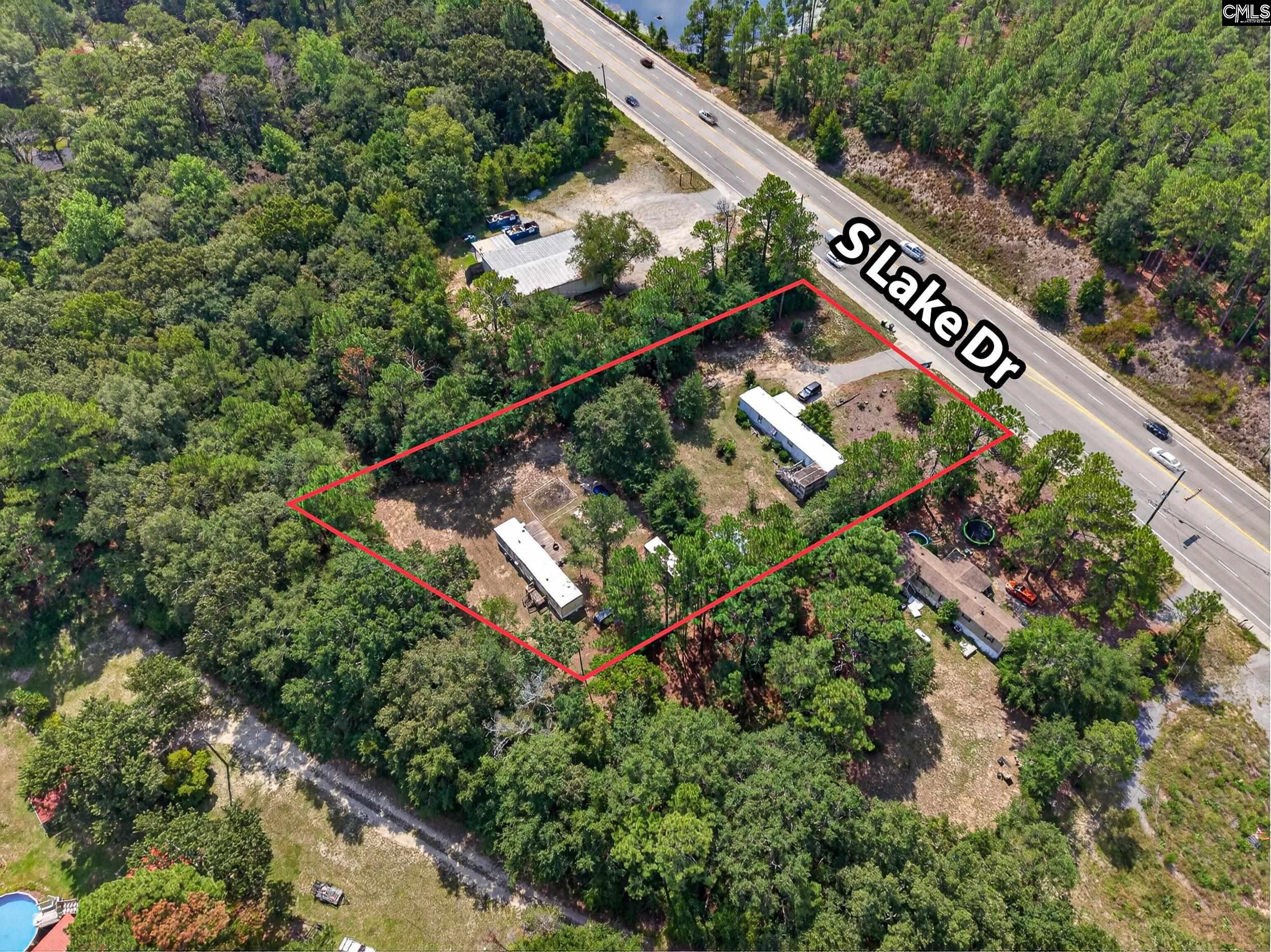 1569 S Lake