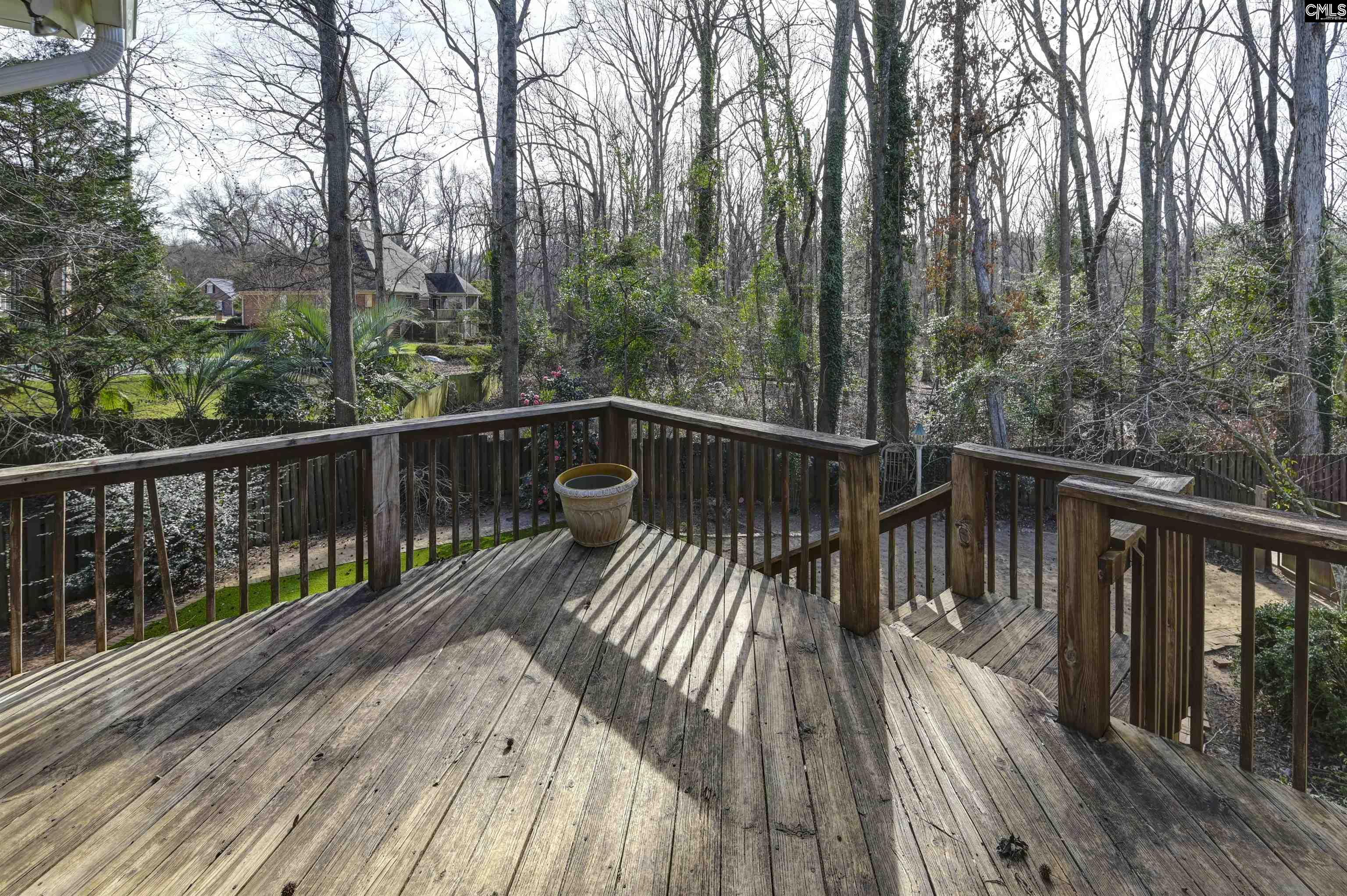 611 Clearview Court