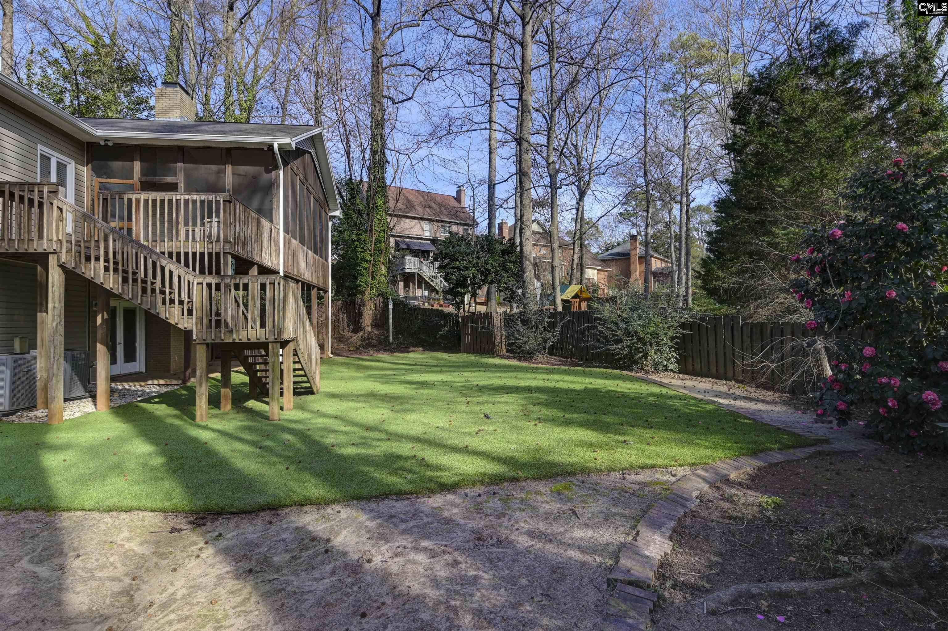 611 Clearview Court