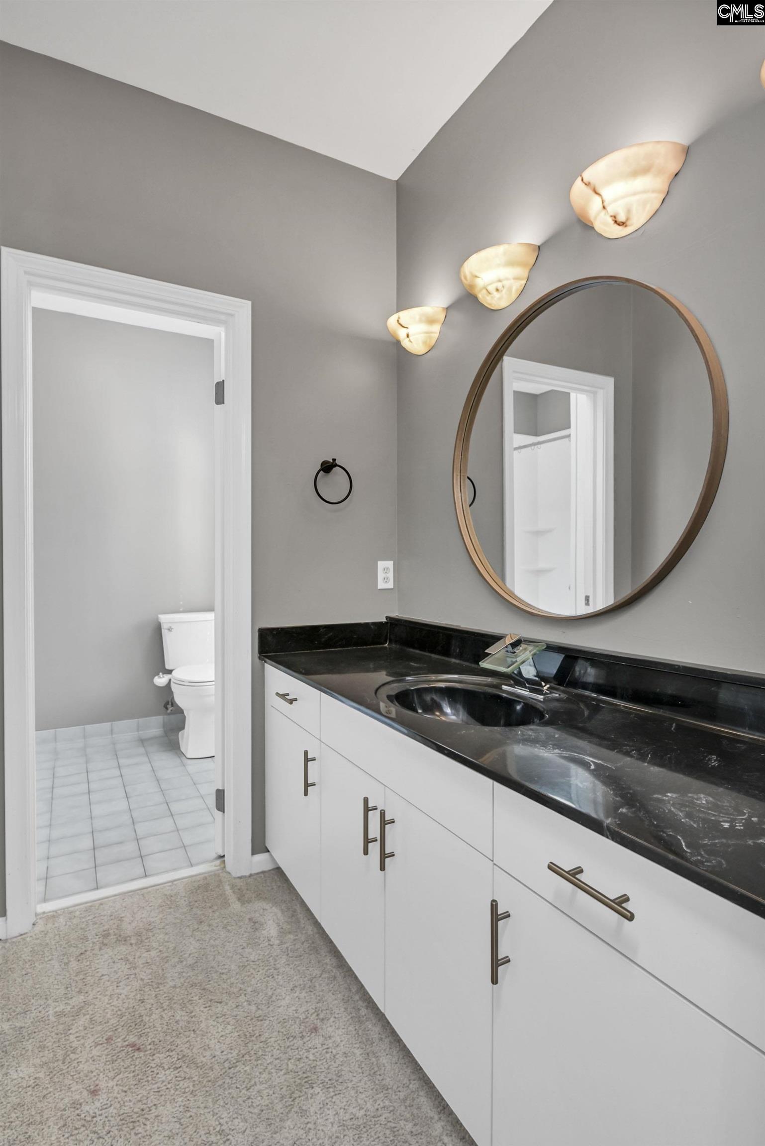 611 Clearview Court