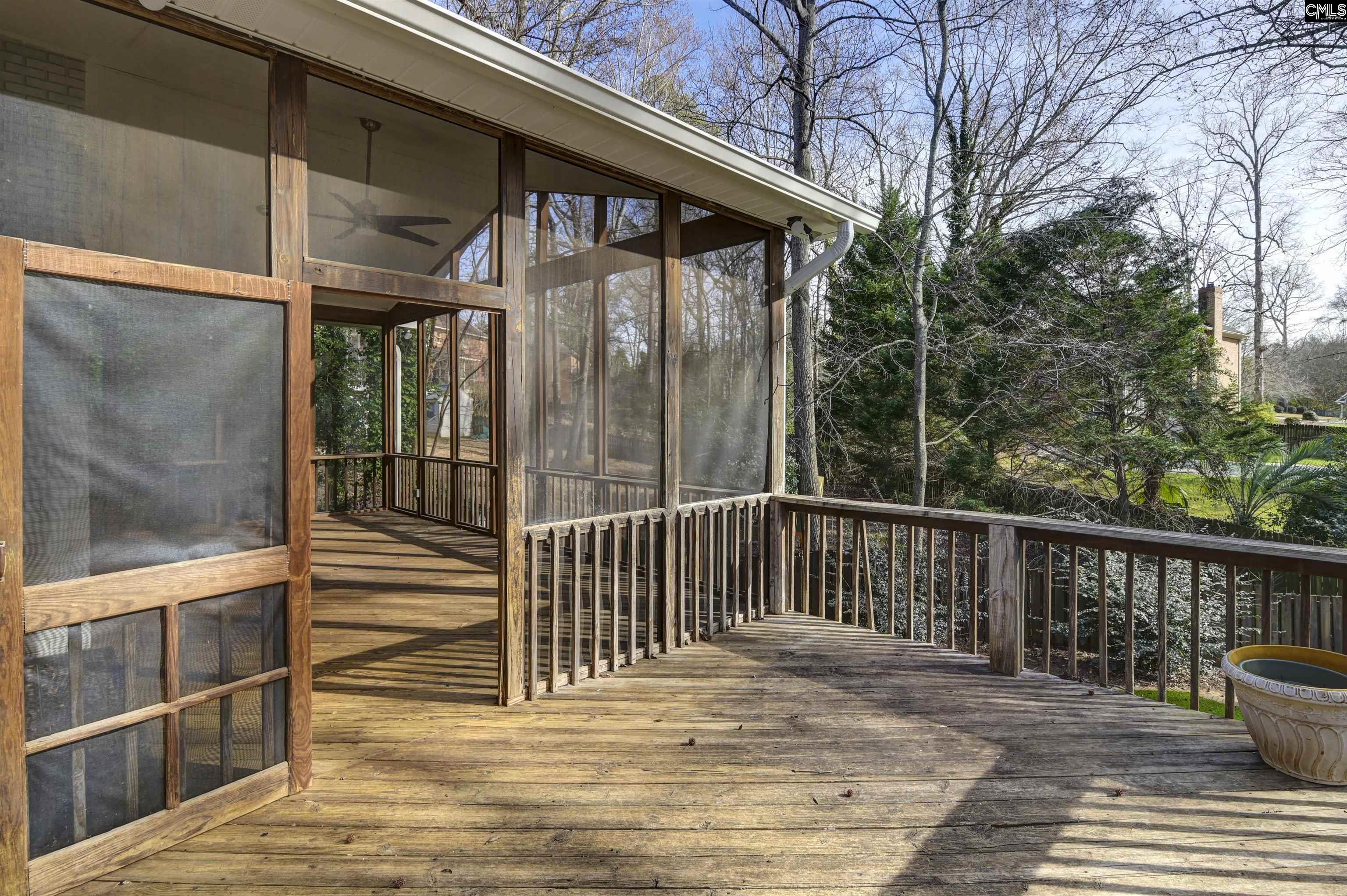 611 Clearview Court