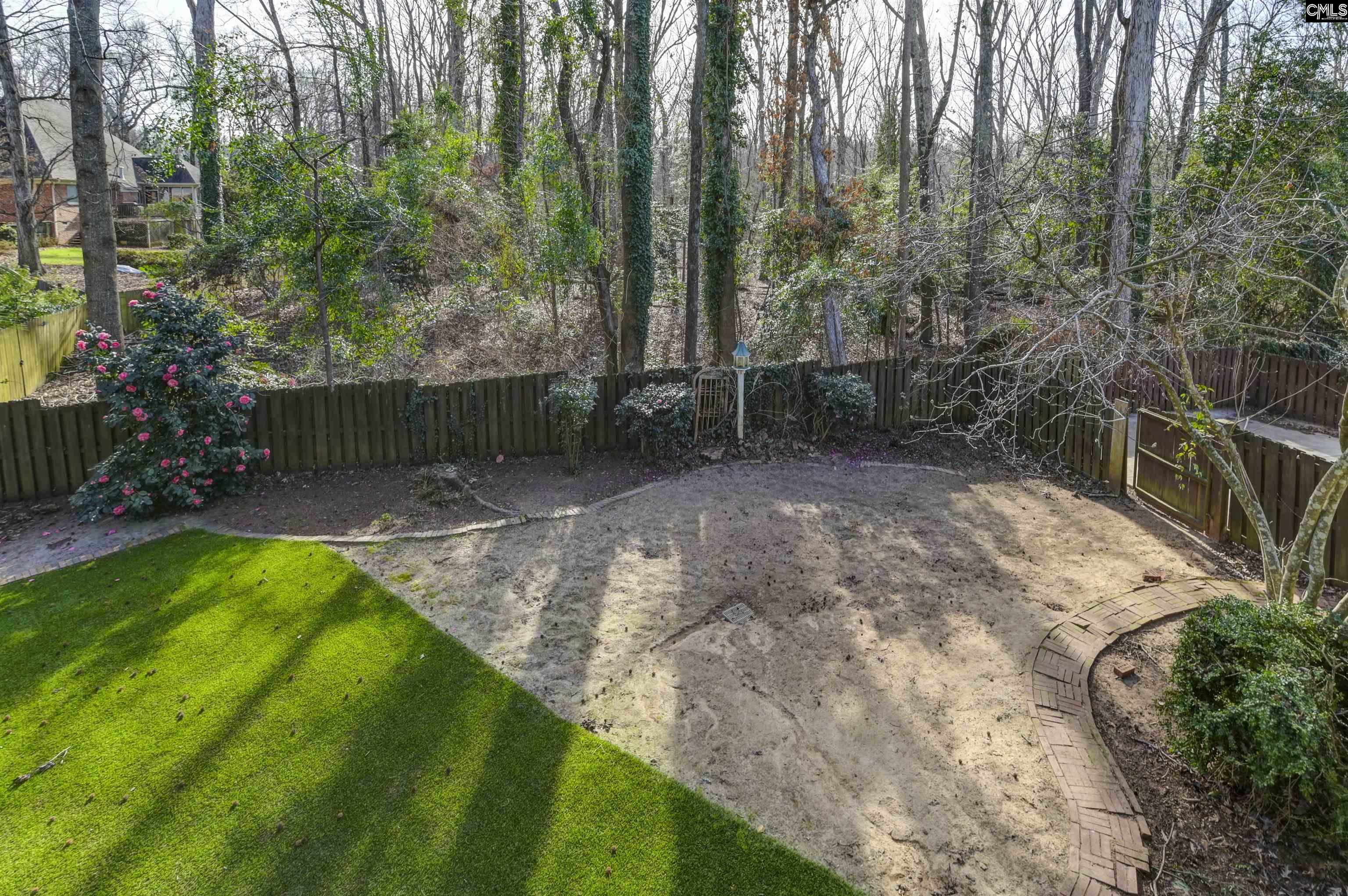 611 Clearview Court