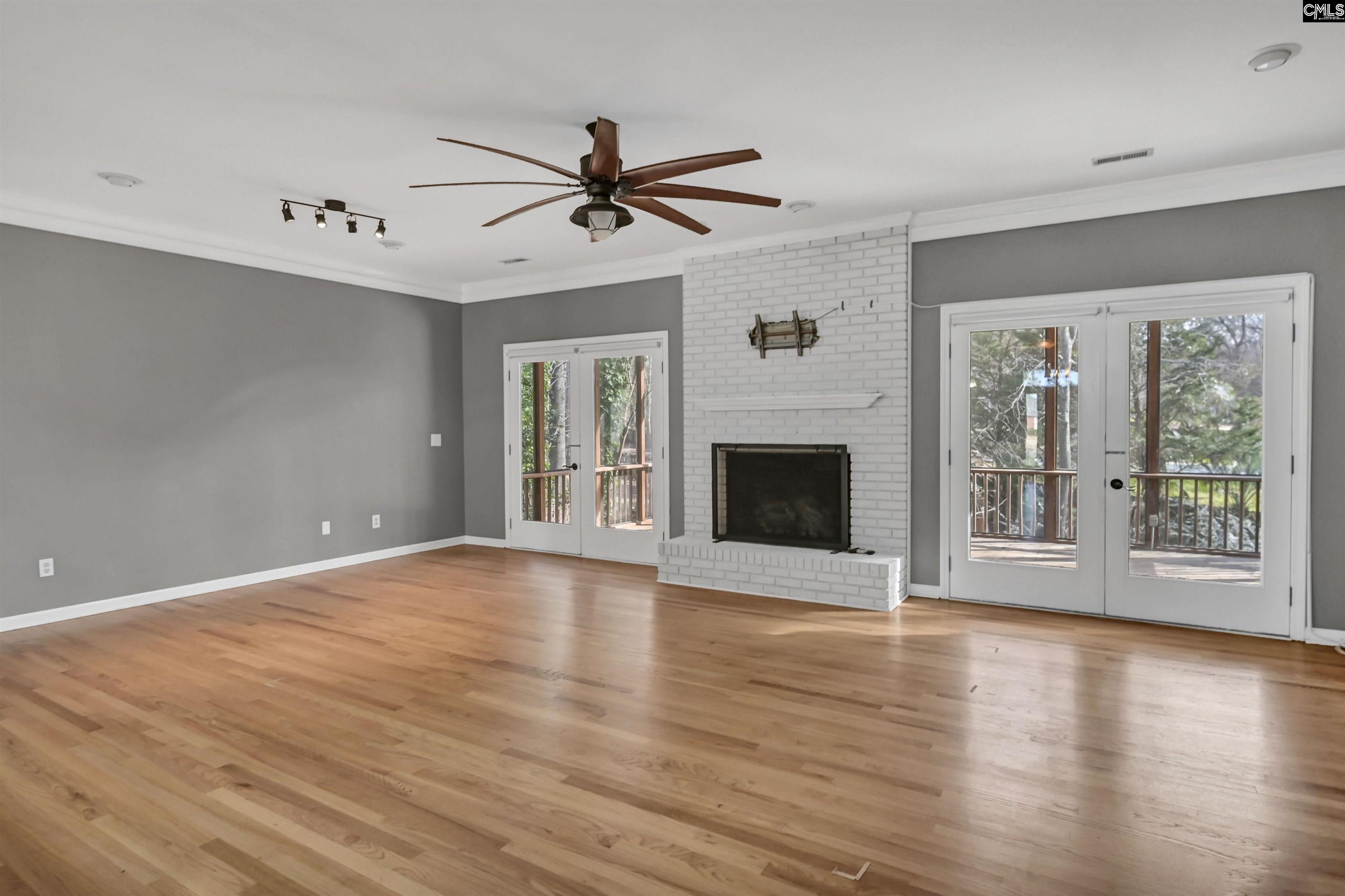 611 Clearview Court