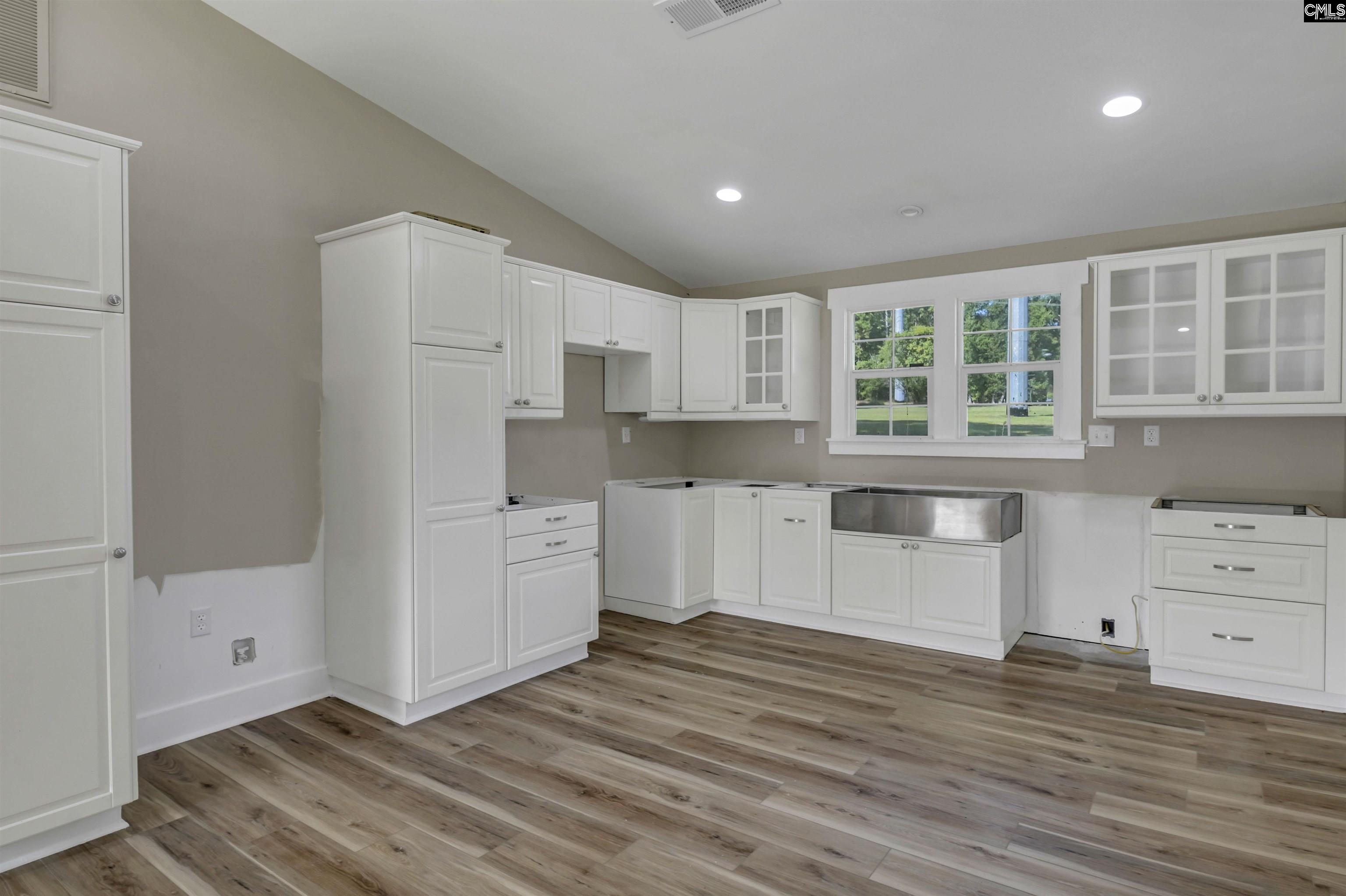 180 Artic Court