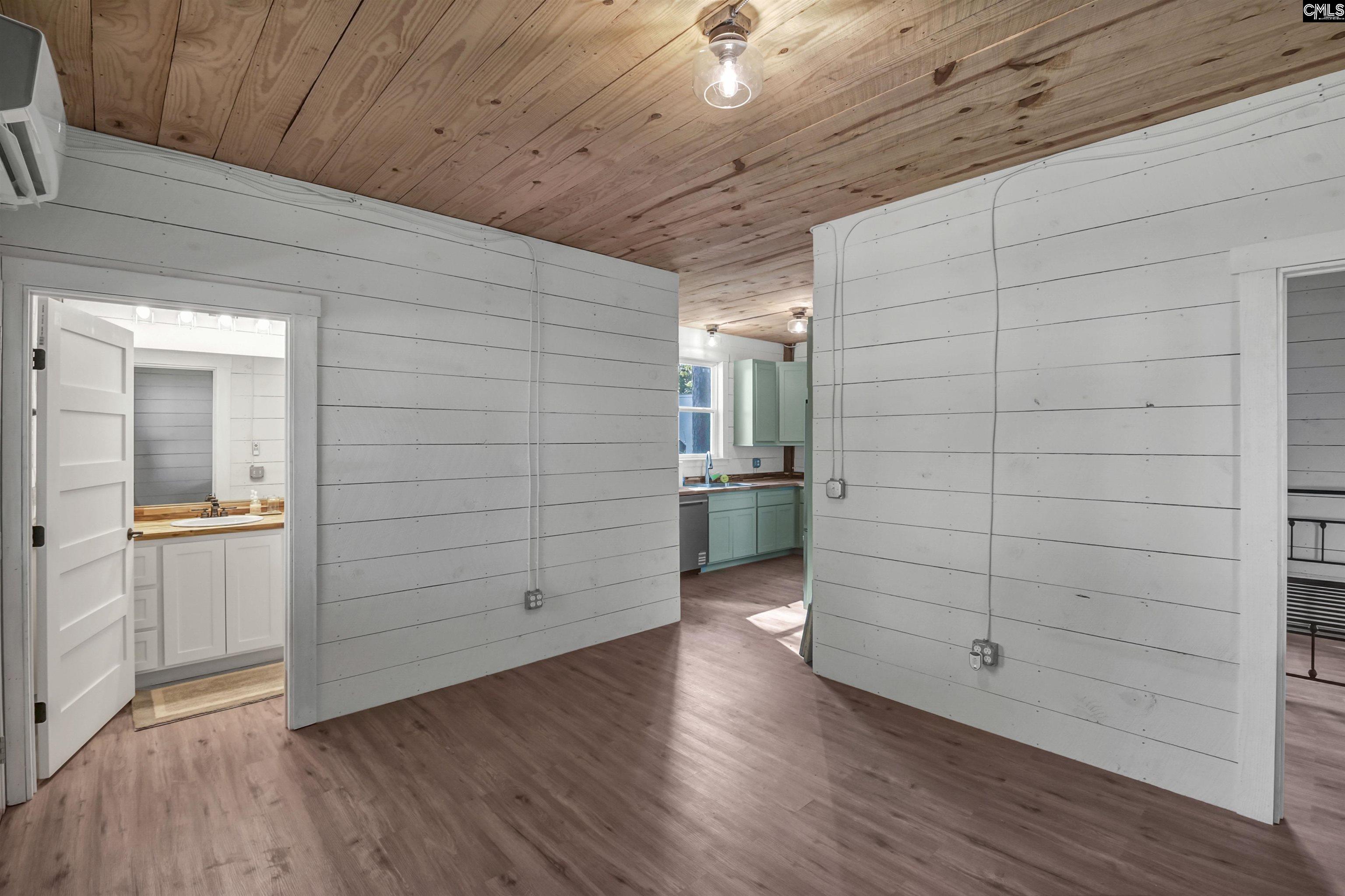 1055 Belo Road