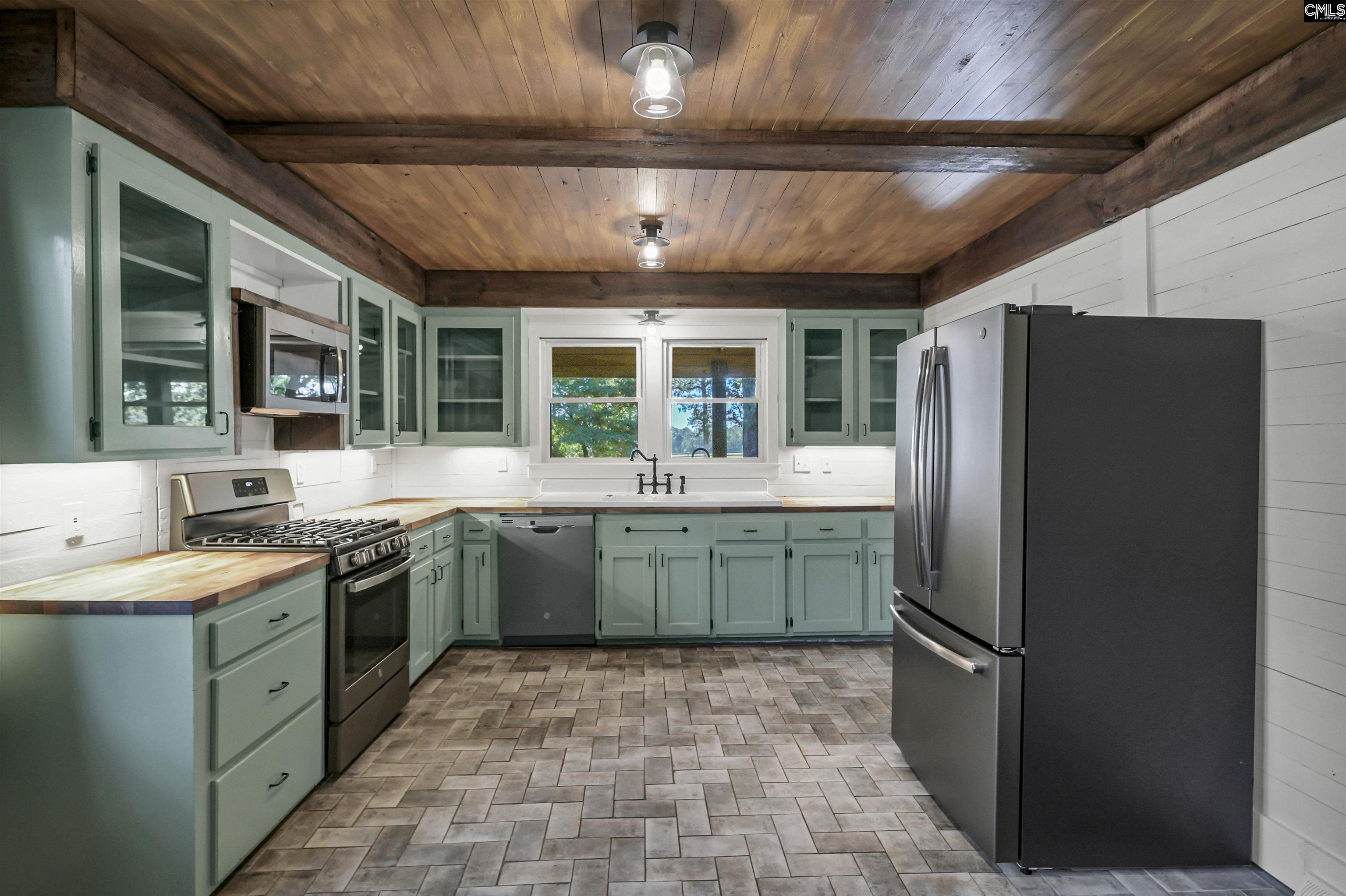 1055 Belo Road