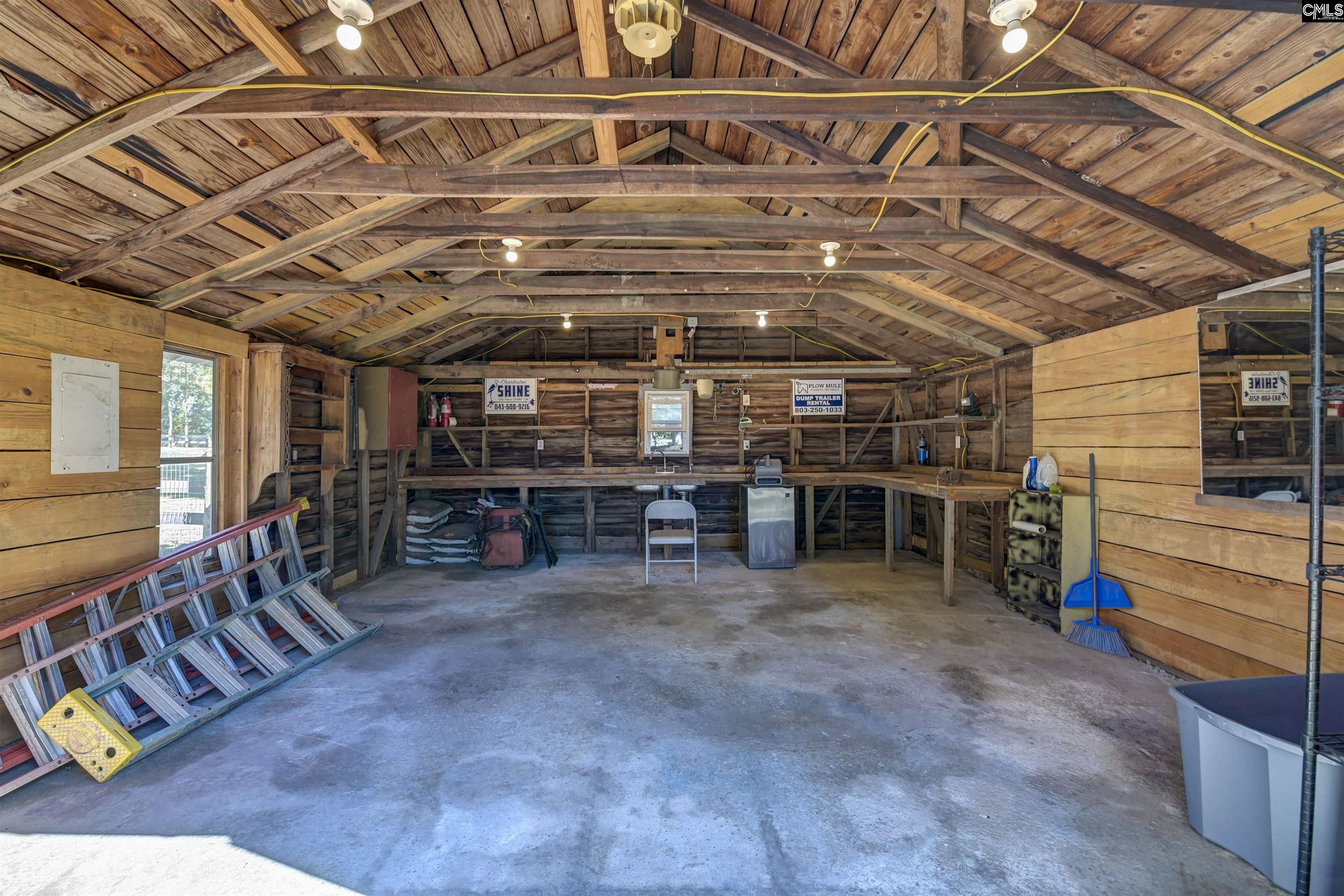 1055 Belo Road
