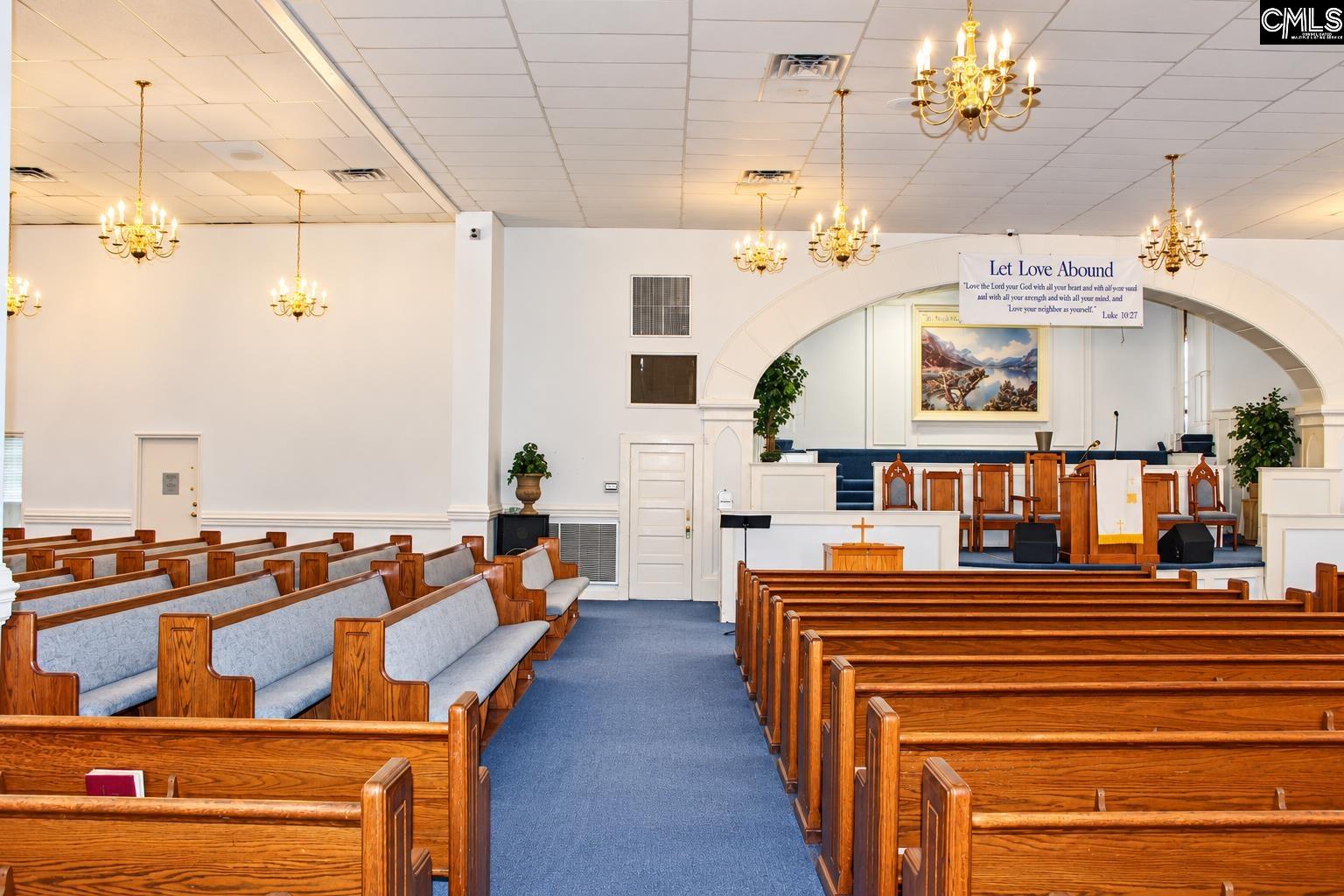 421-425 Hampton Avenue NW