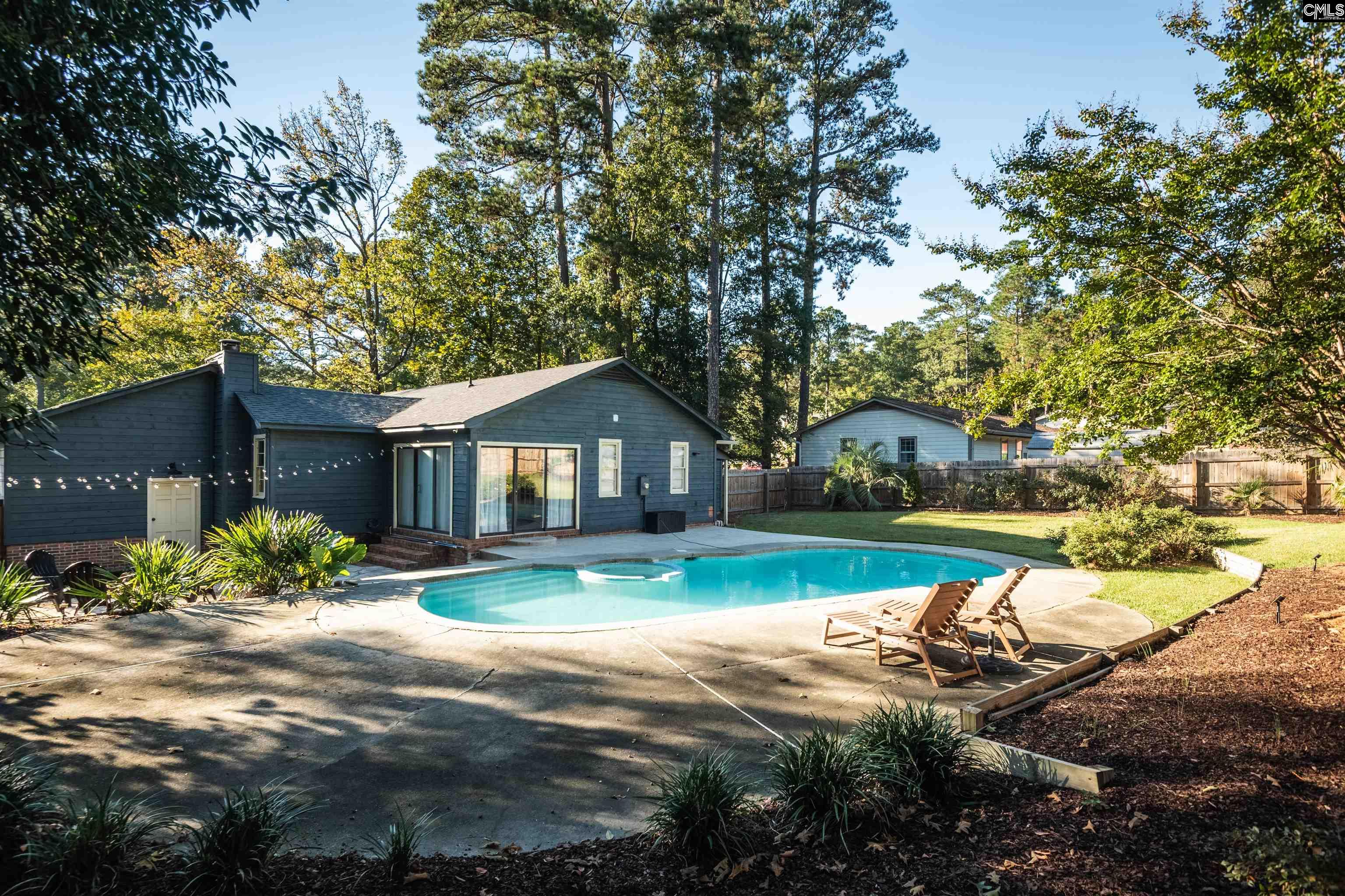 104 Sweetwood Circle