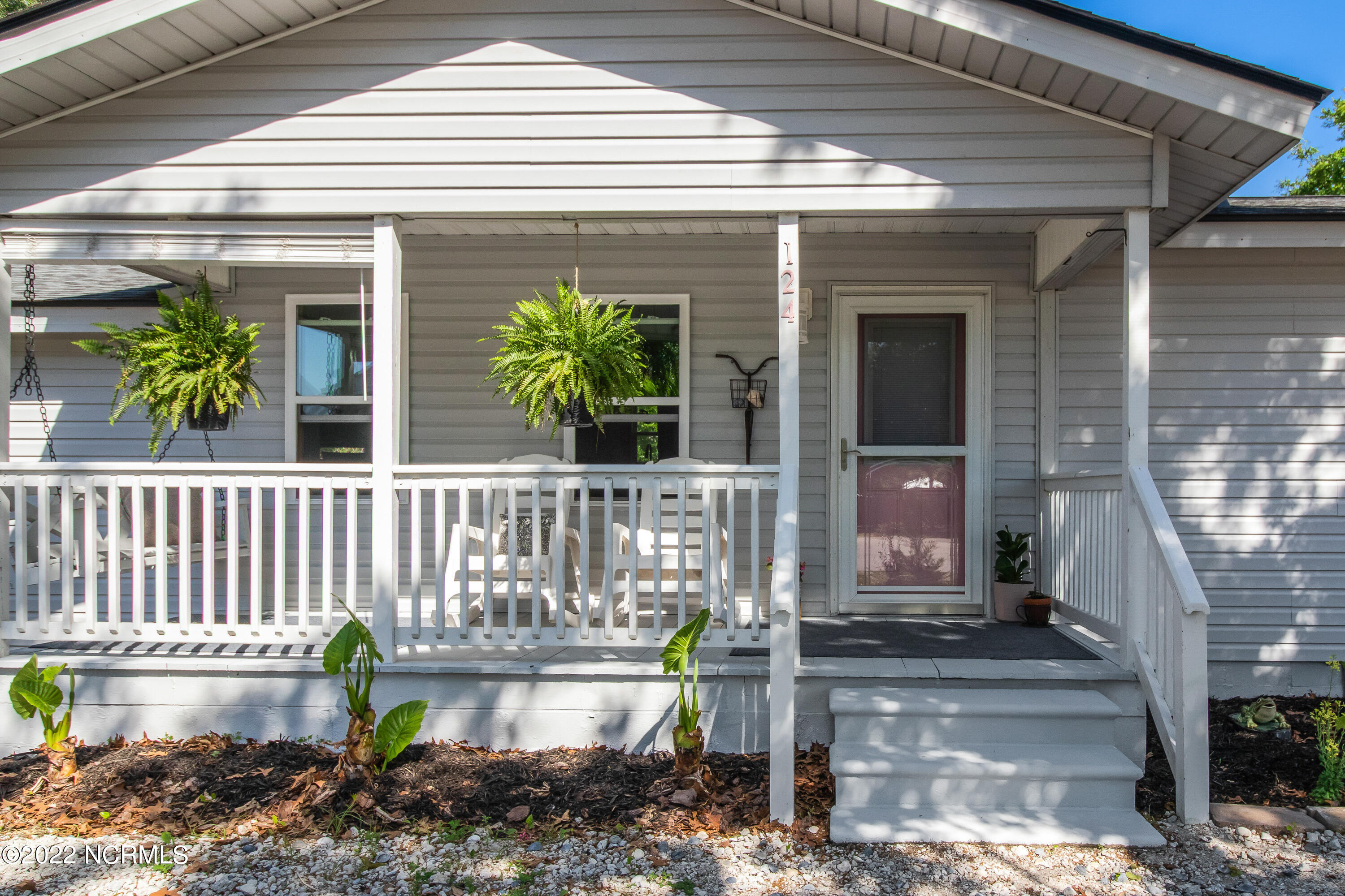 124 N Middleton Avenue