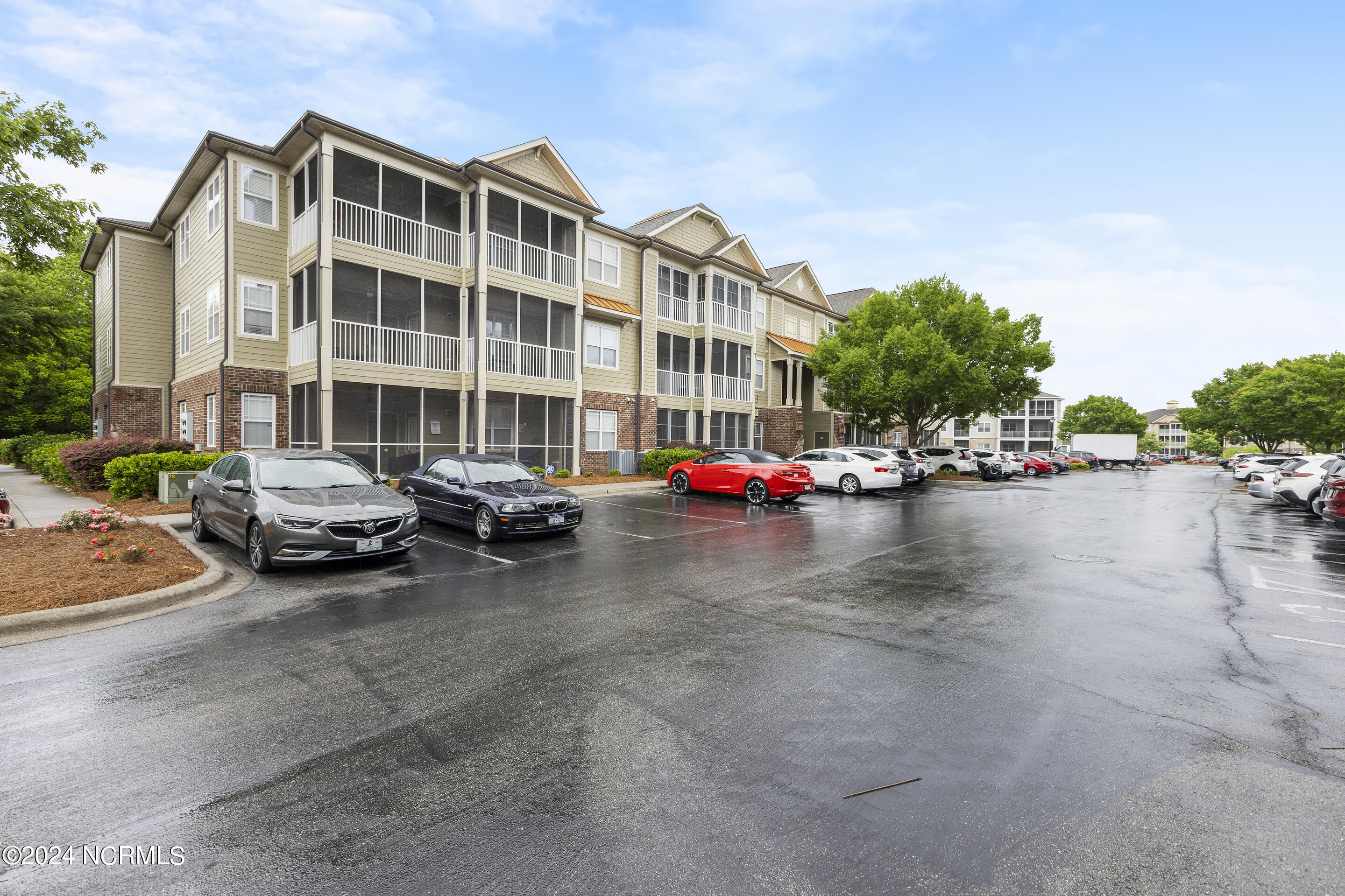 395 S Crow Creek Drive NW, Unit 1508