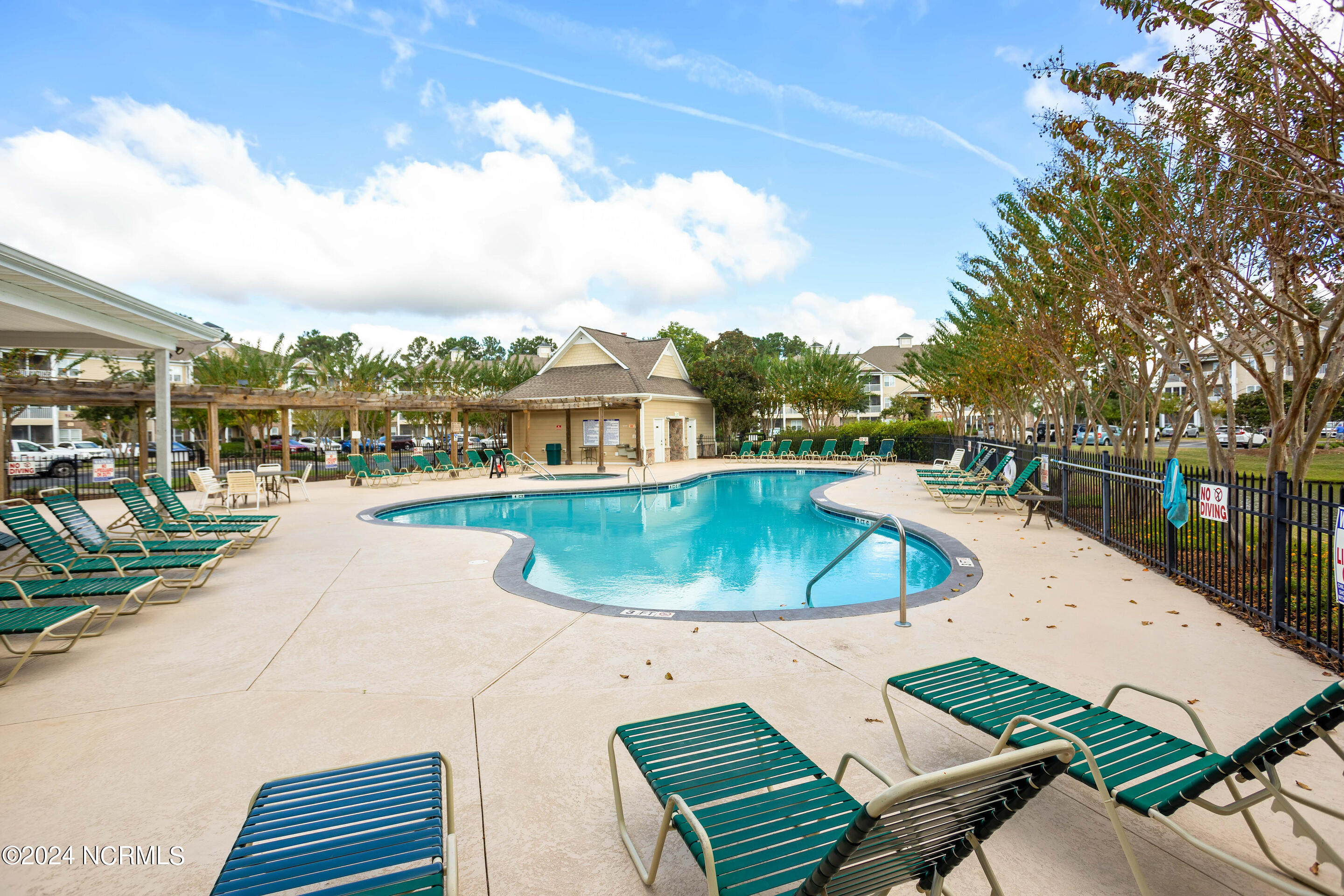 395 S Crow Creek Drive NW, Unit 1508
