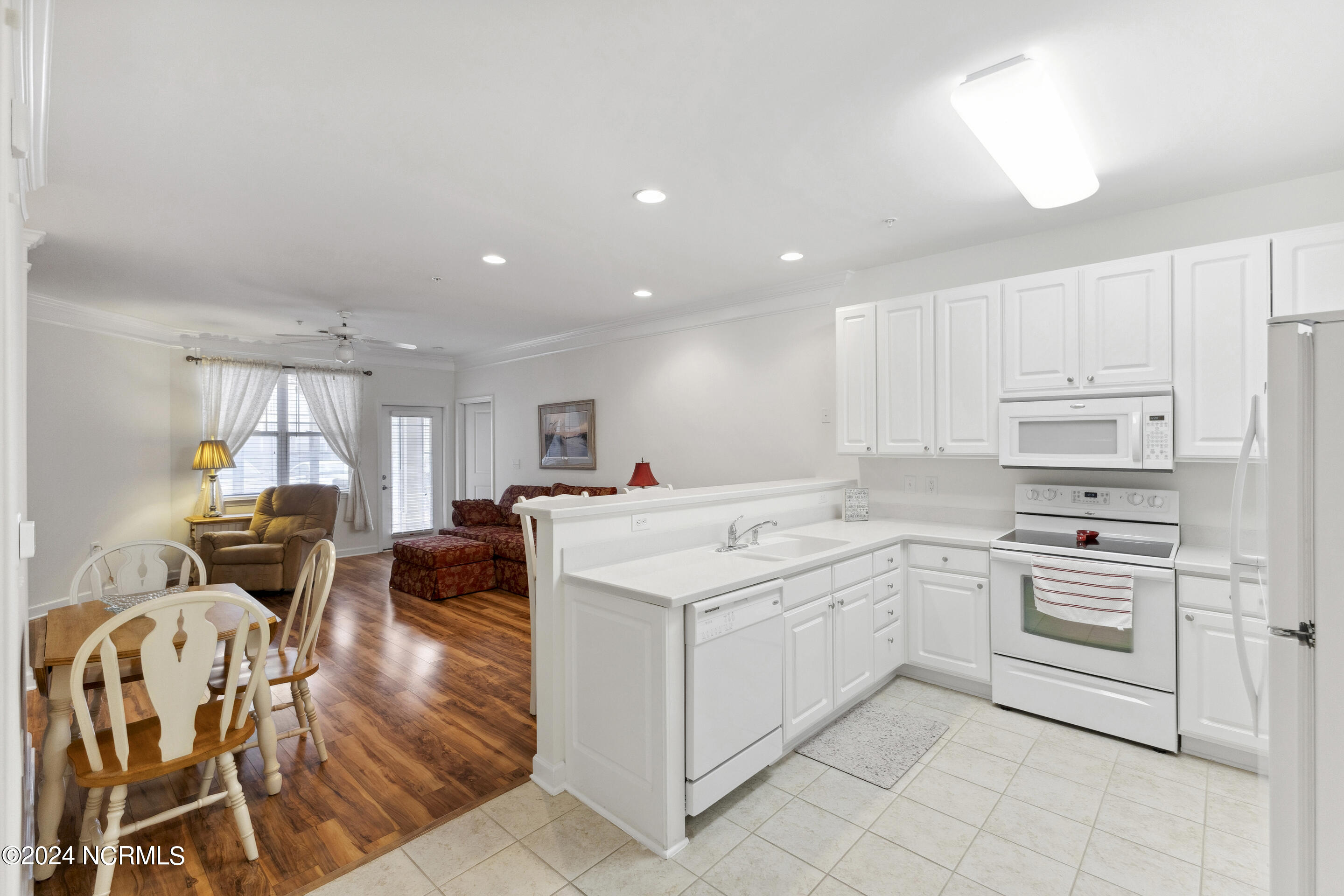 395 S Crow Creek Drive NW, Unit 1508