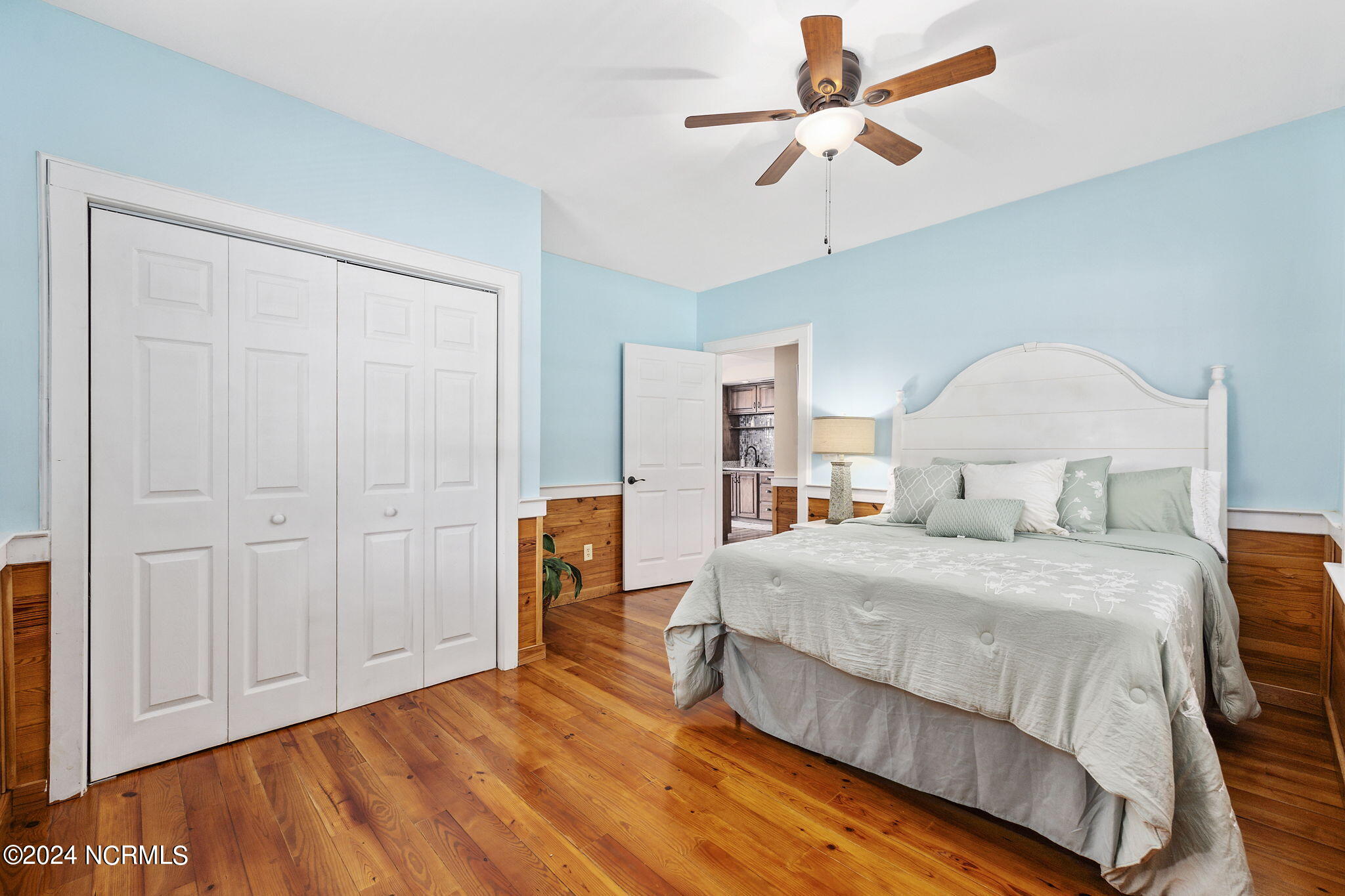 2601 Bay View Drive