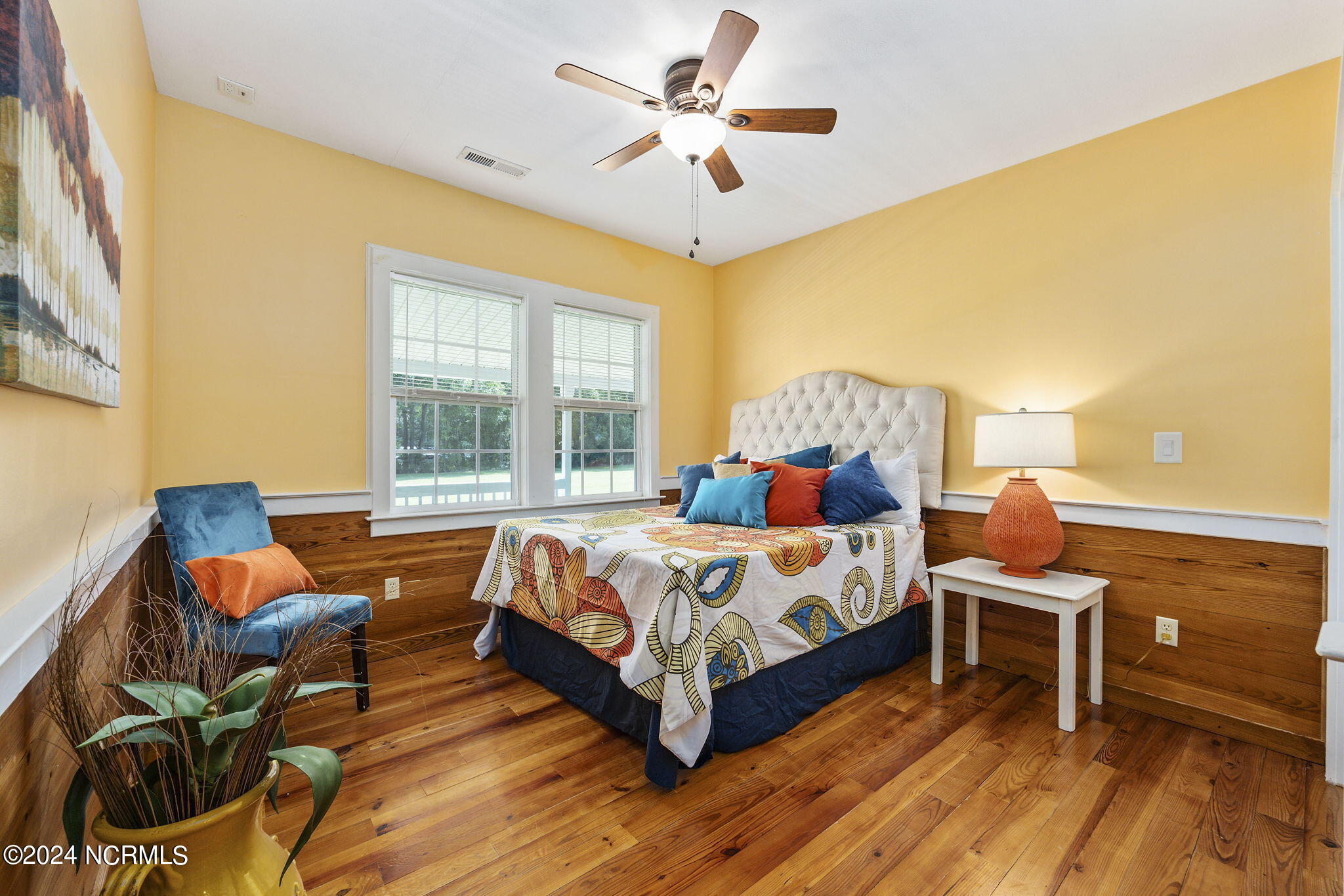 2601 Bay View Drive
