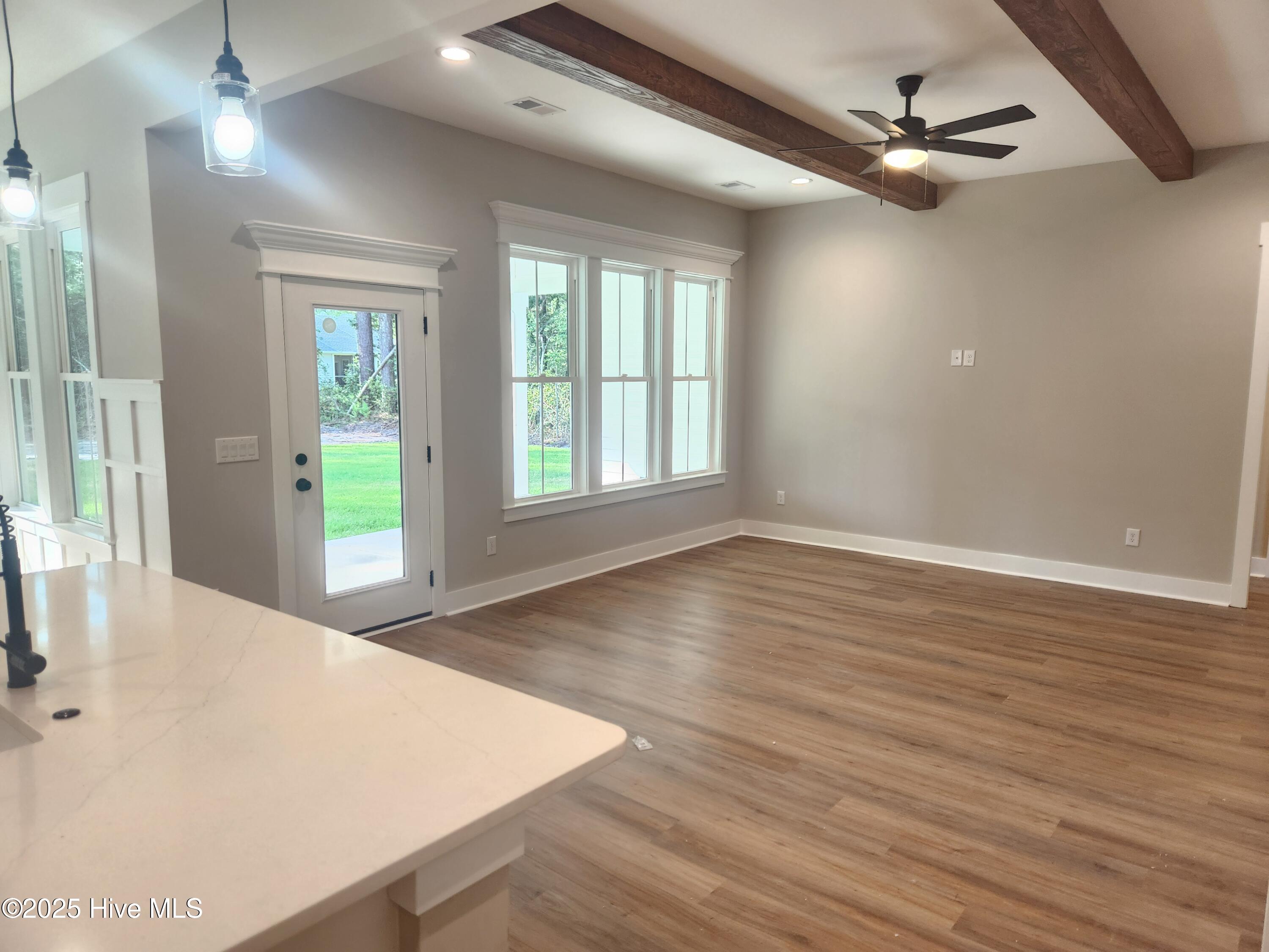 377 Thicket Drive NW