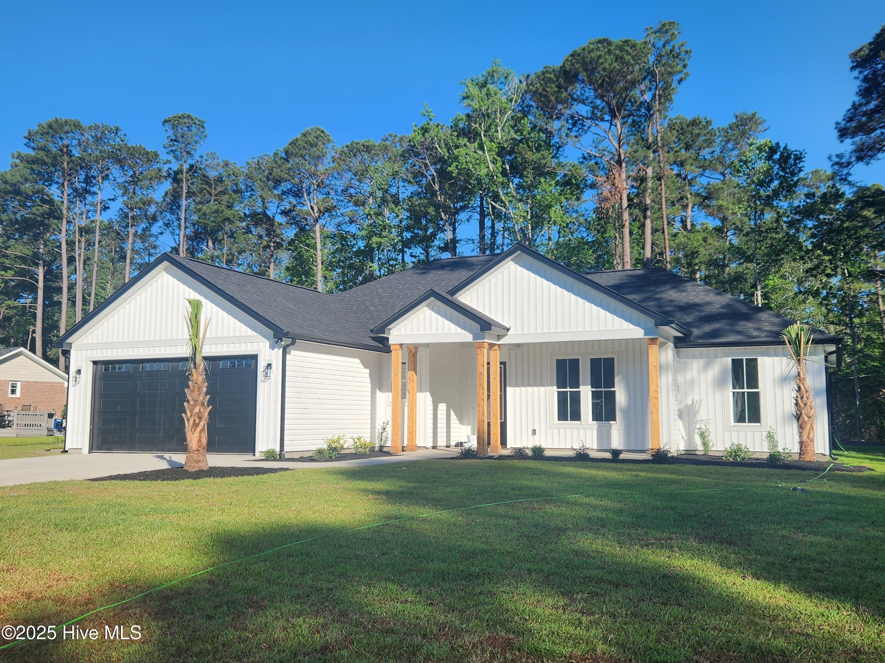 377 Thicket Drive NW