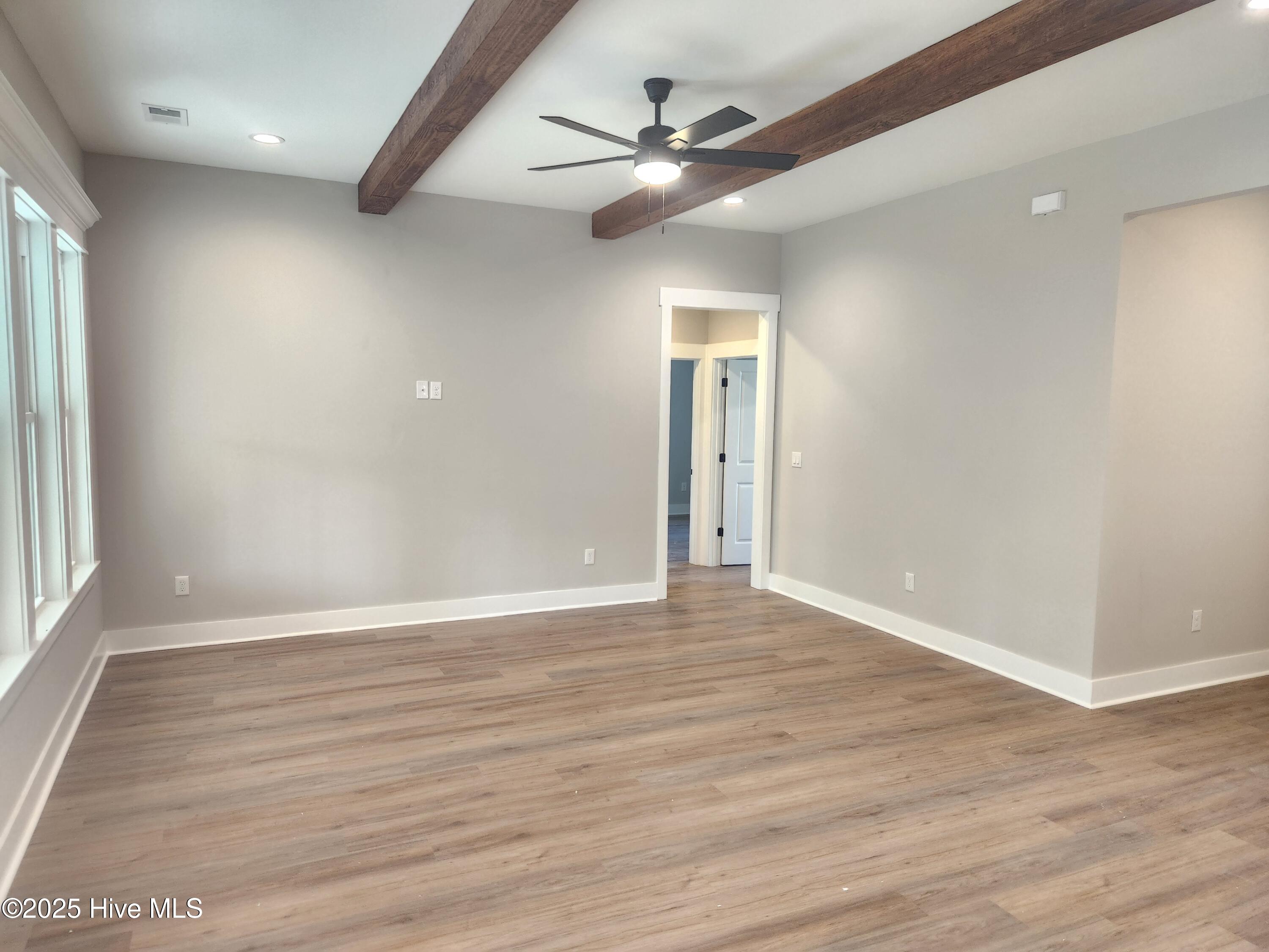 377 Thicket Drive NW