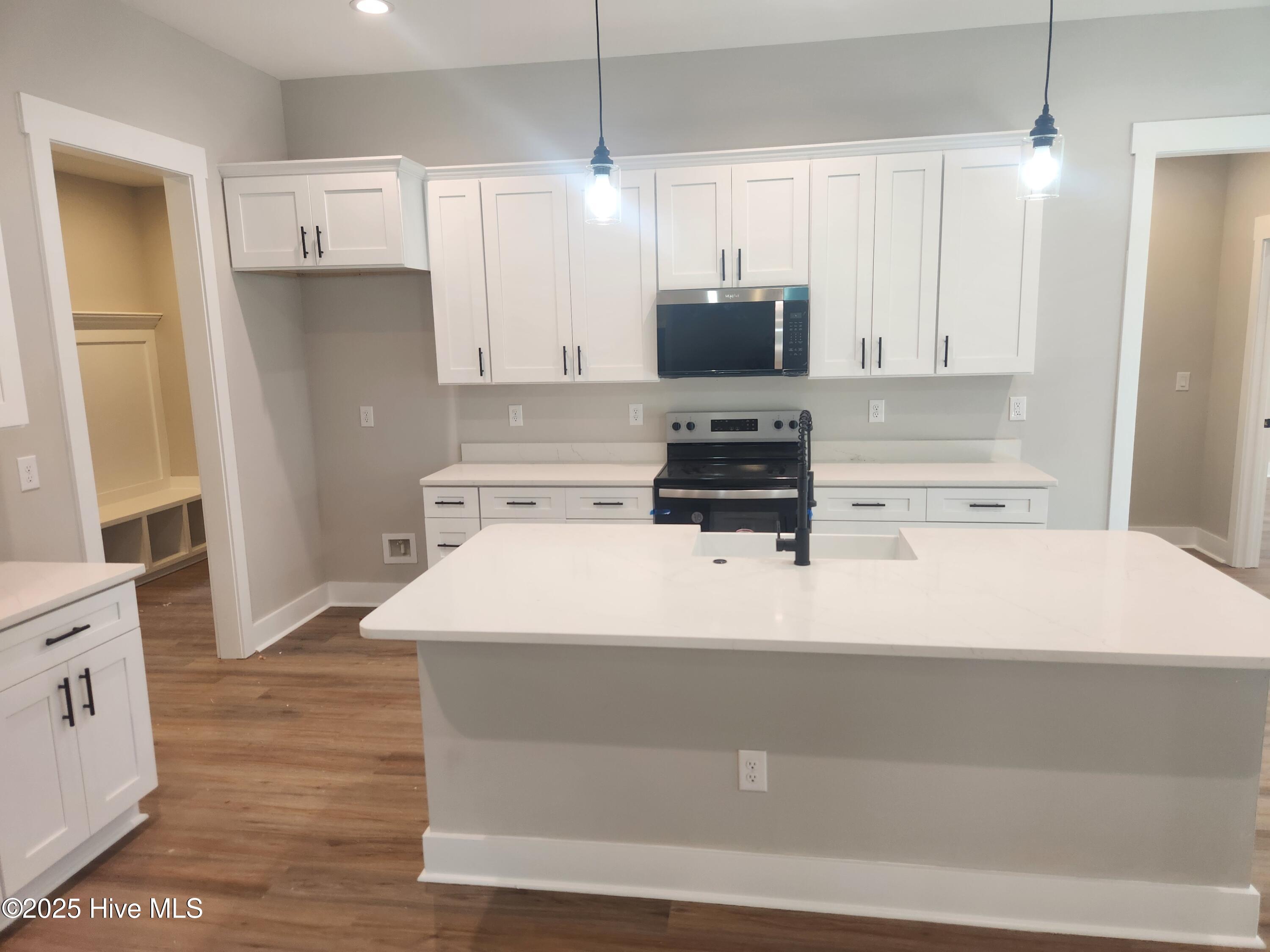 377 Thicket Drive NW