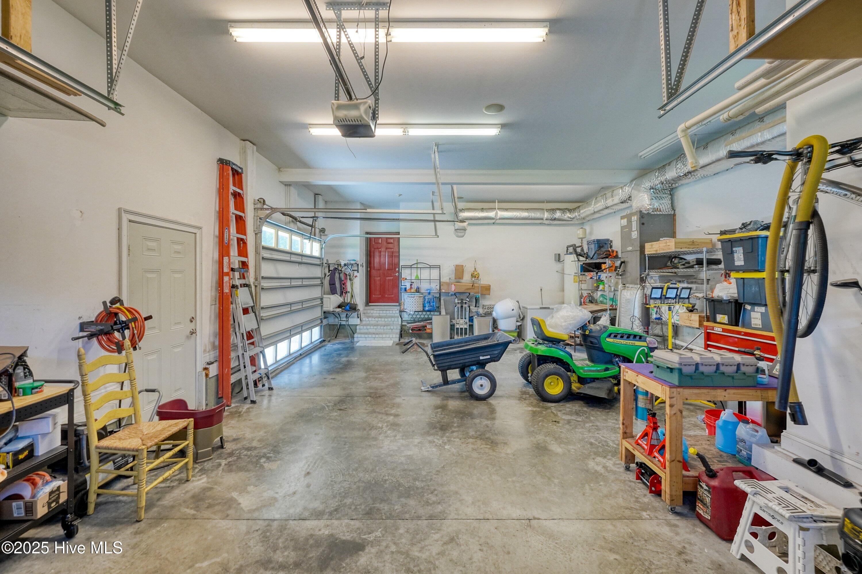 800 Marsh Rose Path NW