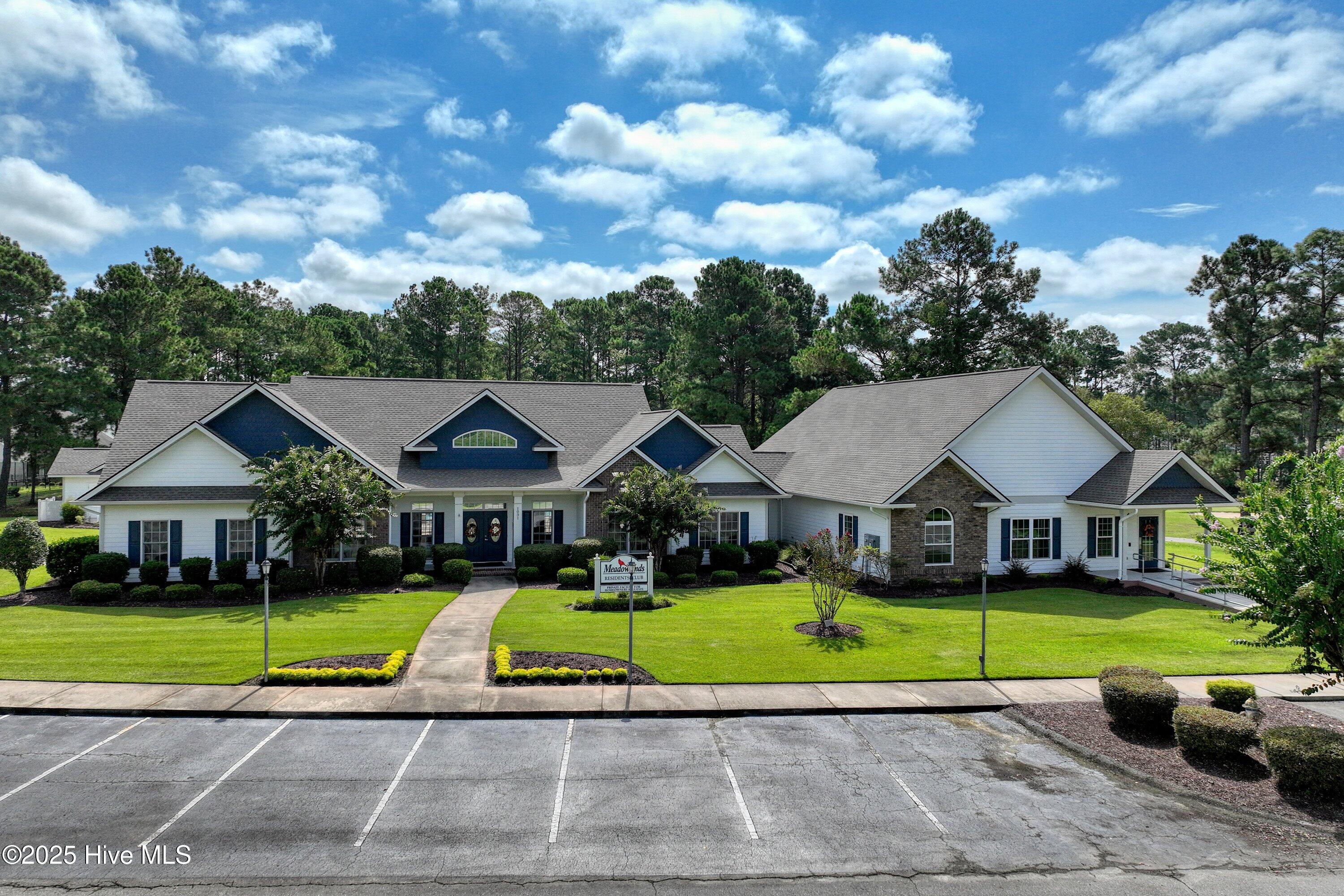 800 Marsh Rose Path NW