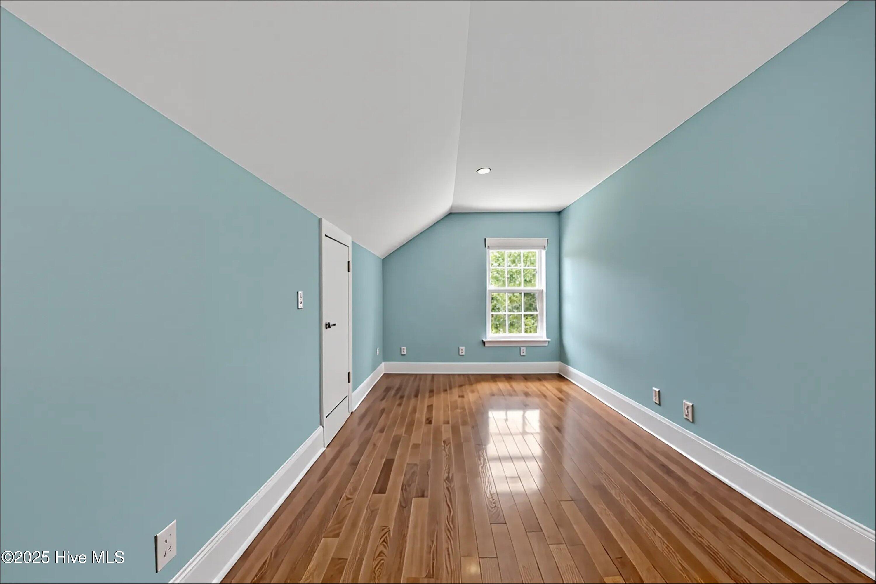 800 Marsh Rose Path NW