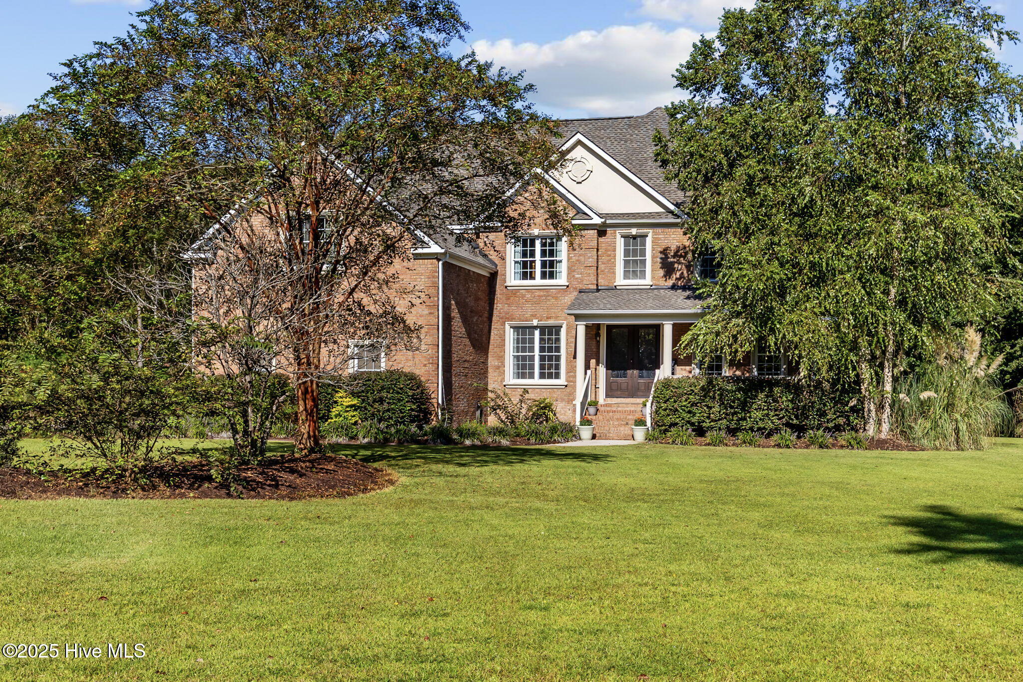 2273 Starduster Lane