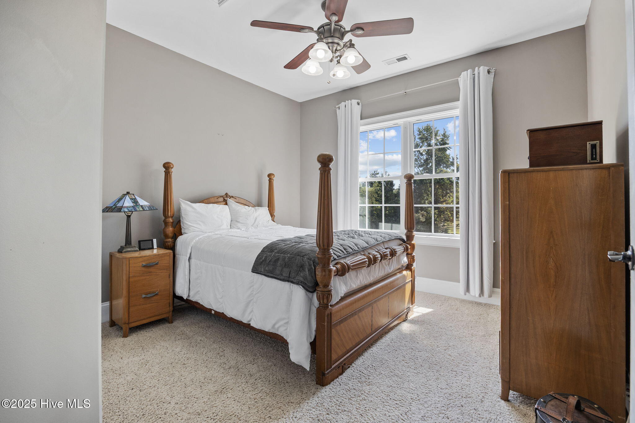 2273 Starduster Lane