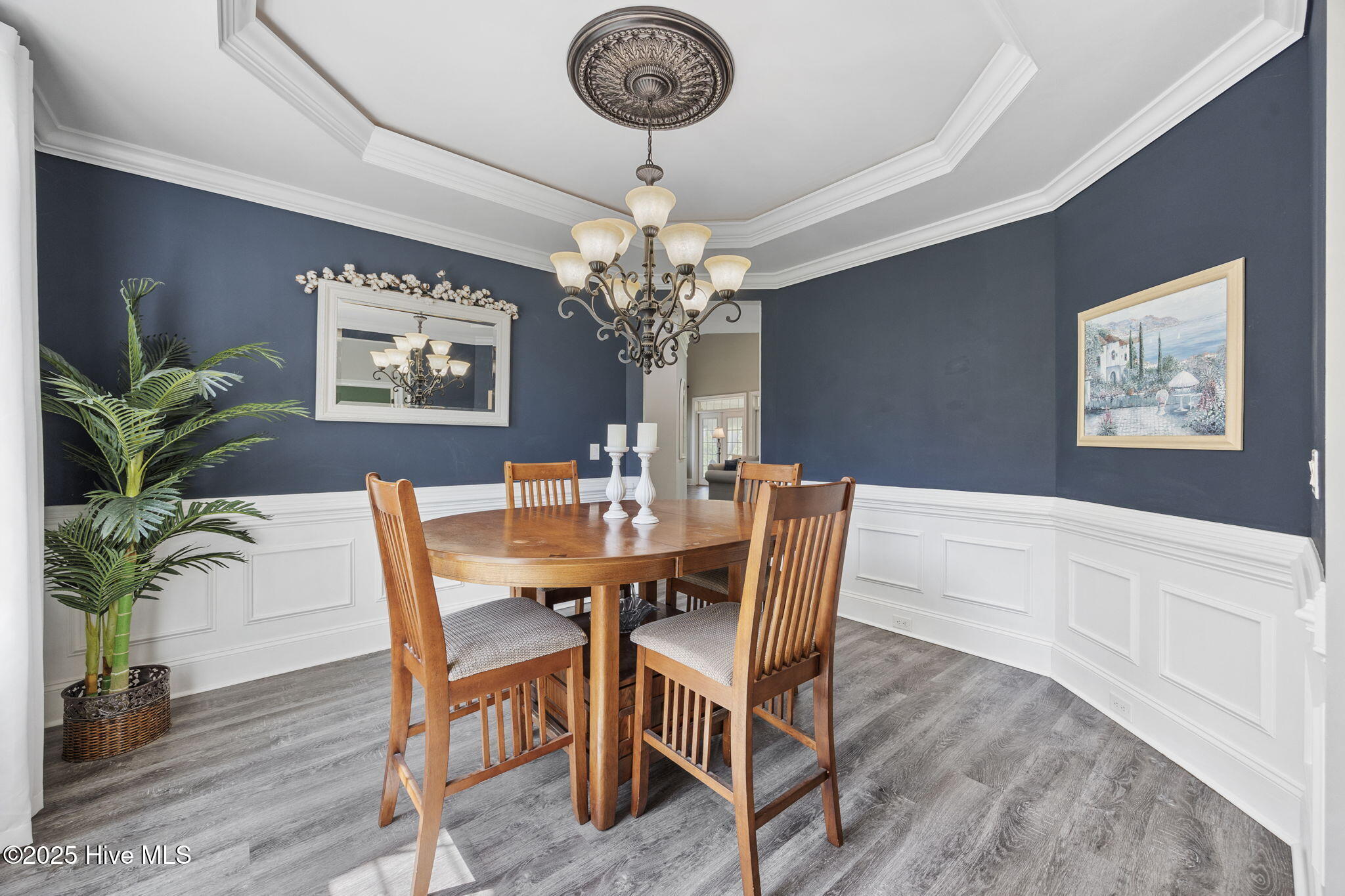 2273 Starduster Lane
