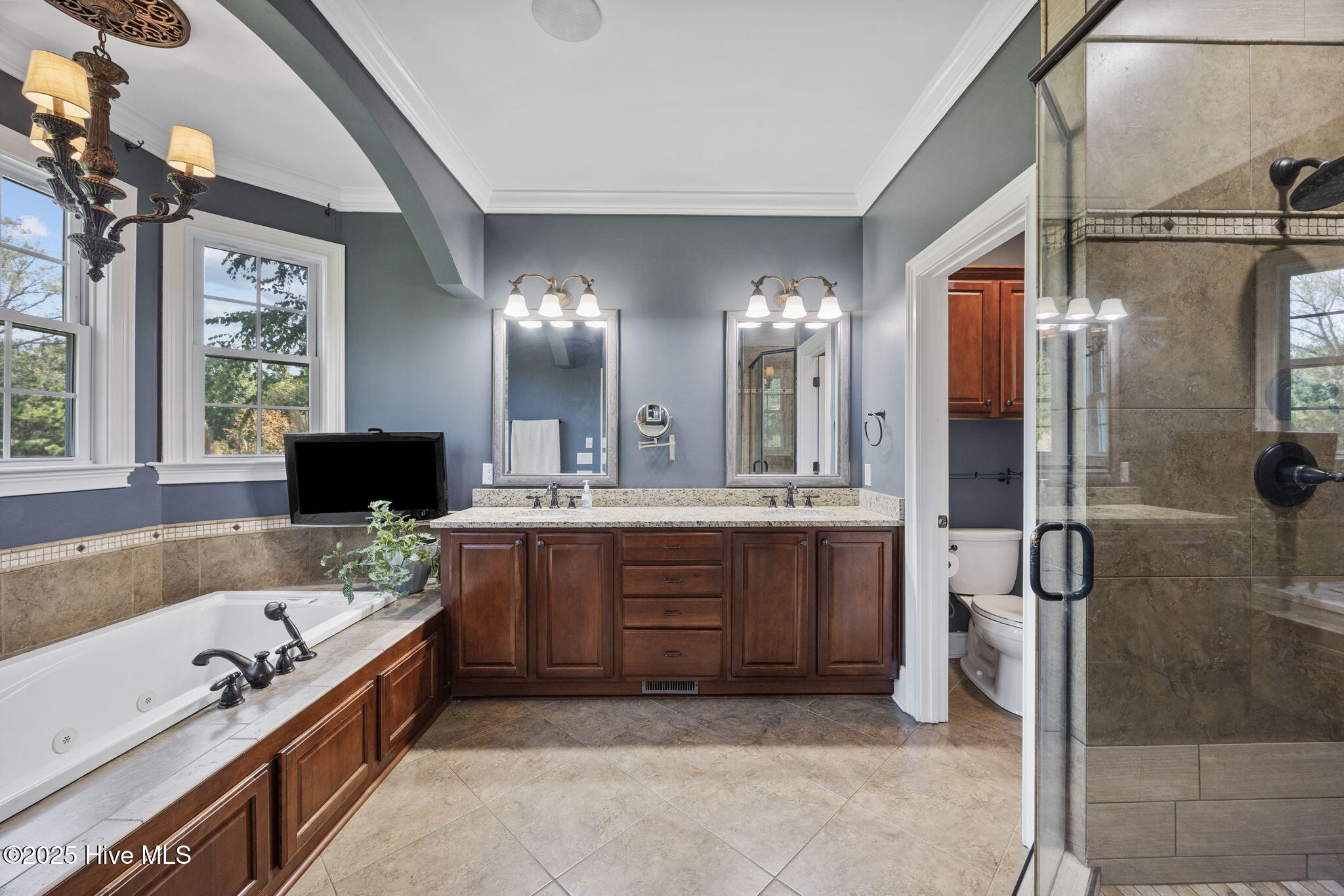 2273 Starduster Lane