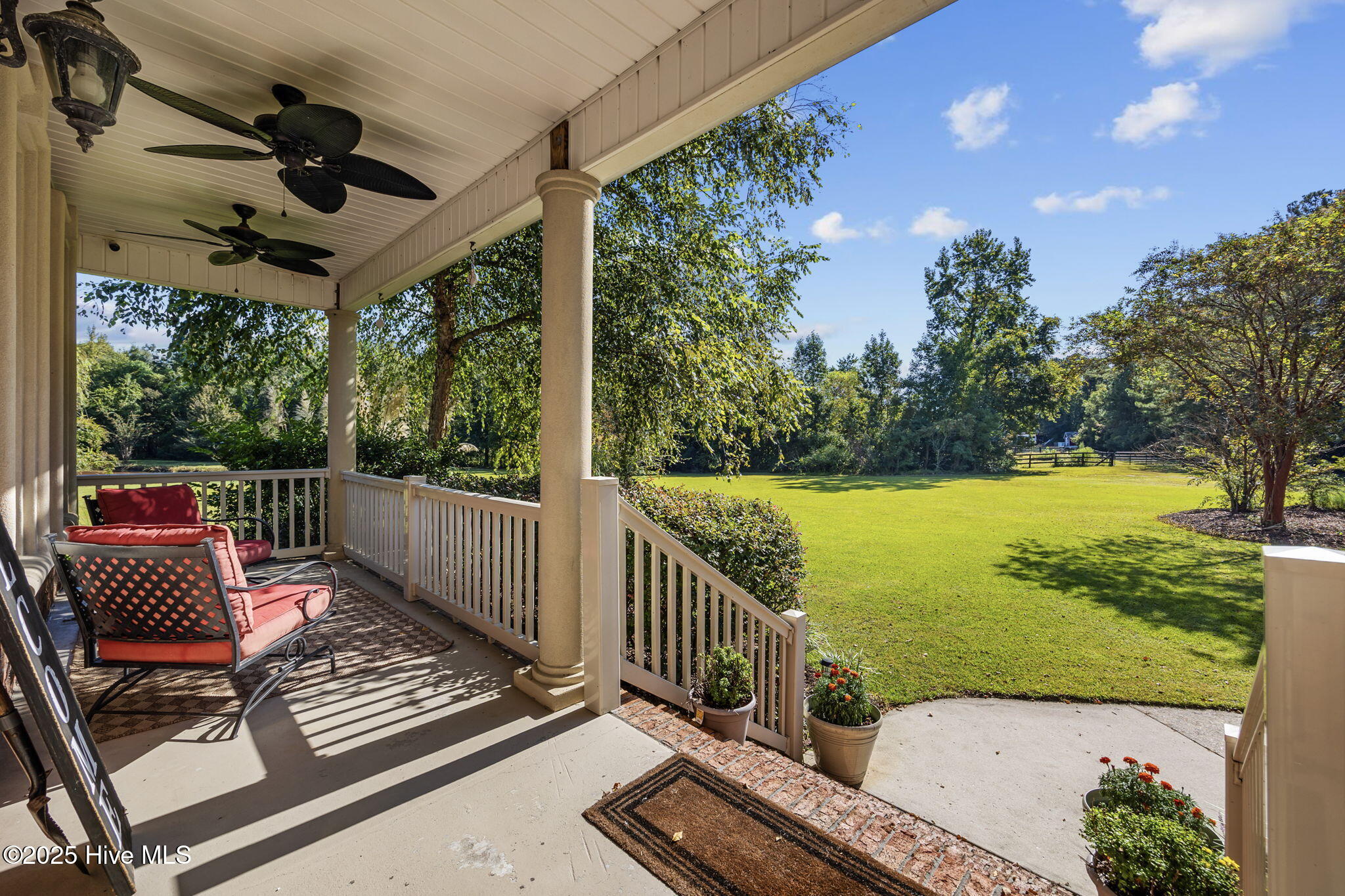 2273 Starduster Lane