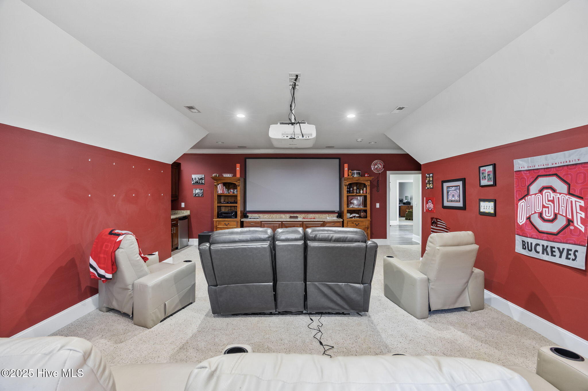 2273 Starduster Lane