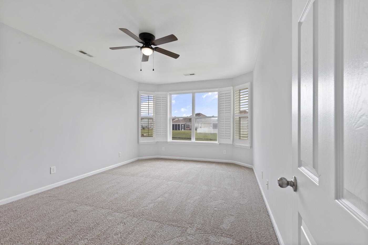 336 Lochmoore Loop