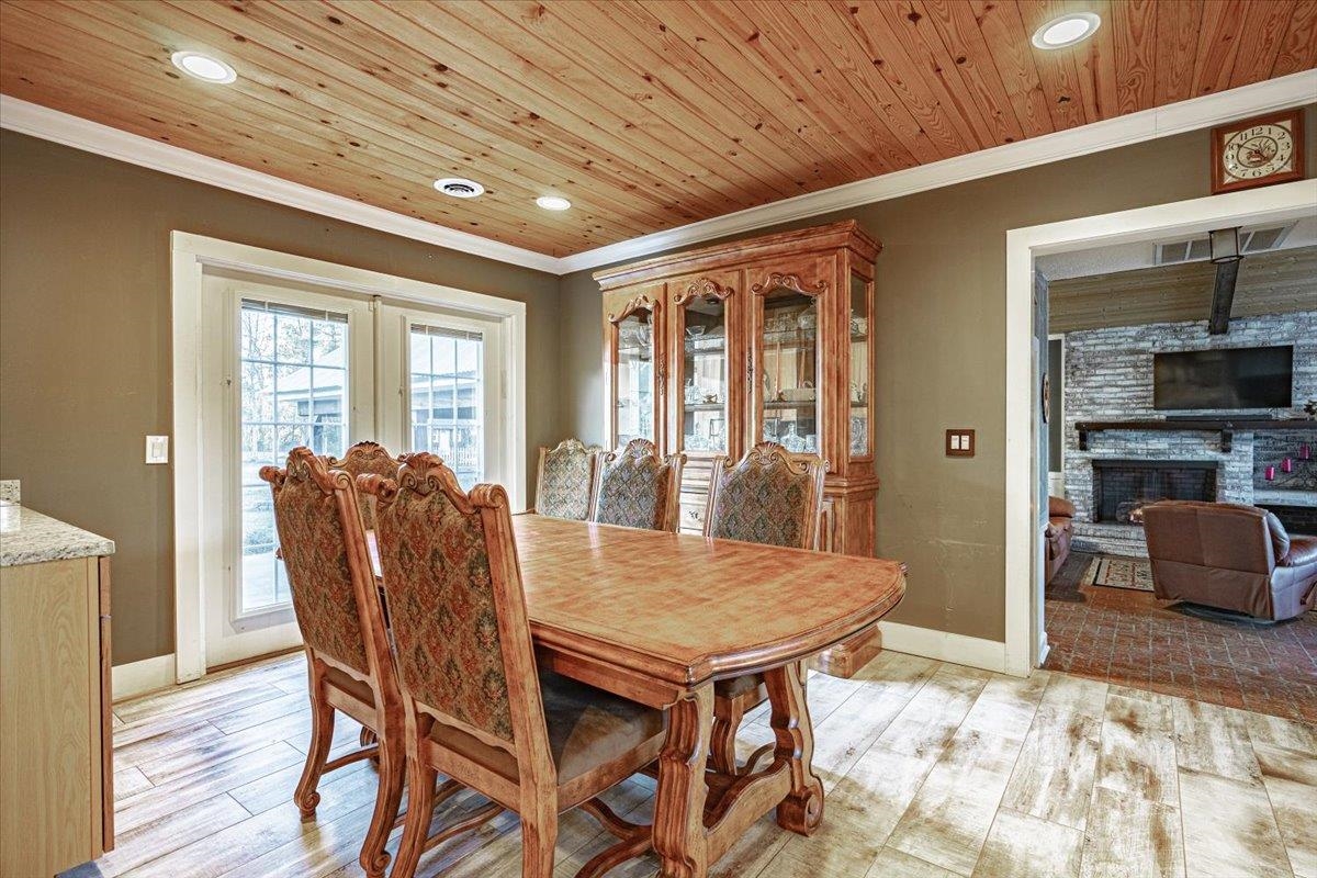 3340 Curley Ct.