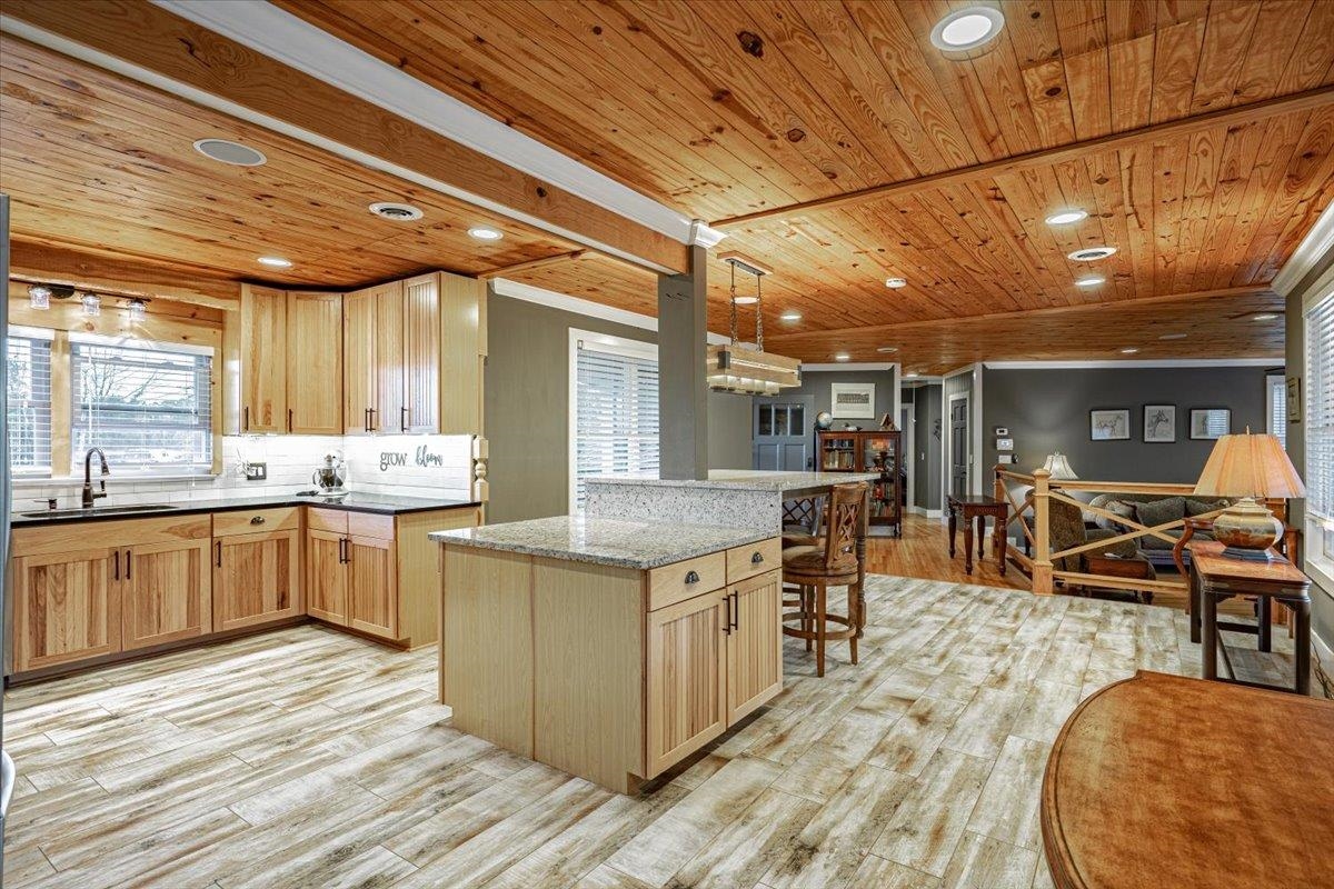 3340 Curley Ct.