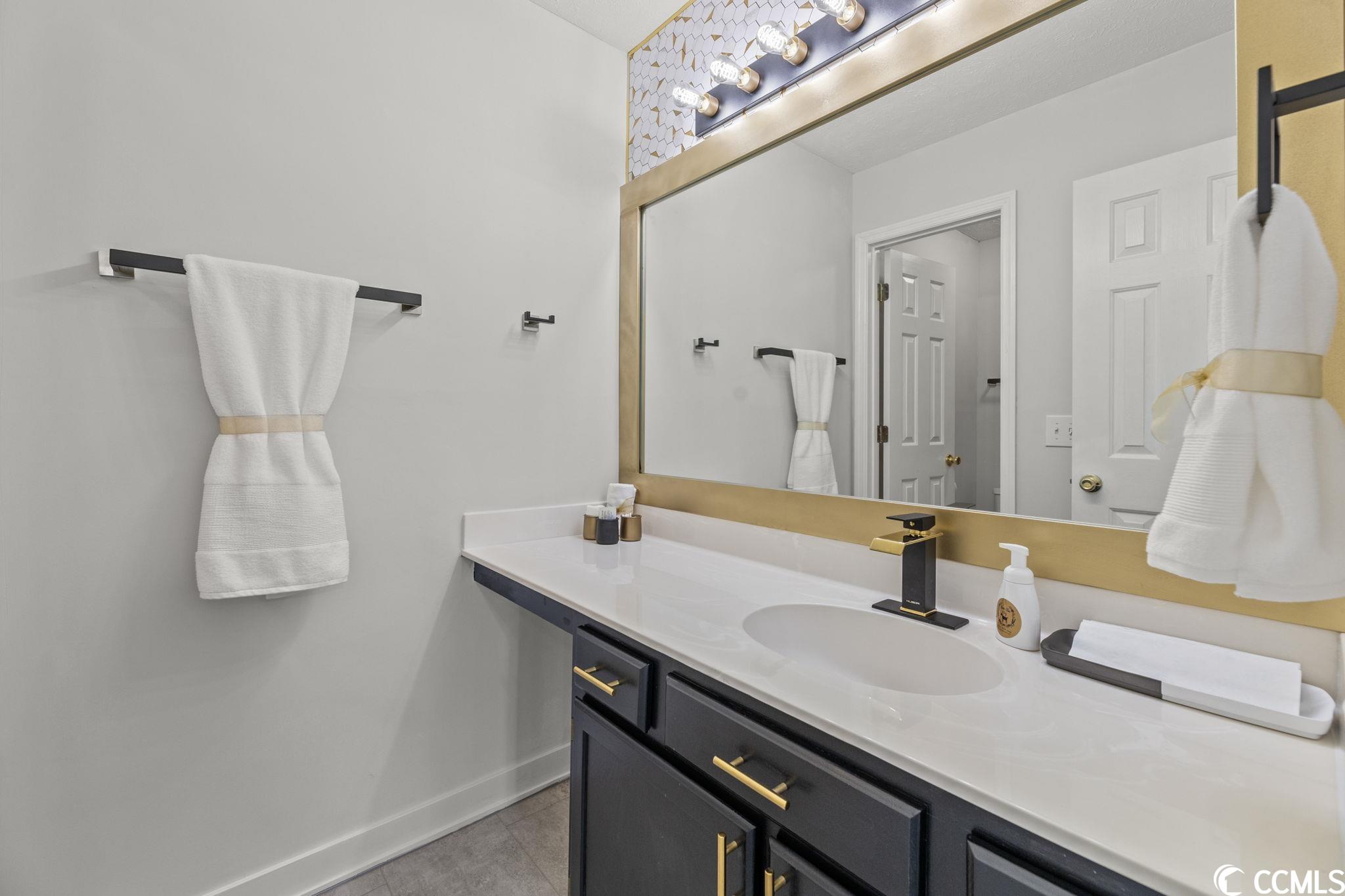 444 Red River Ct. Unit: 40-D