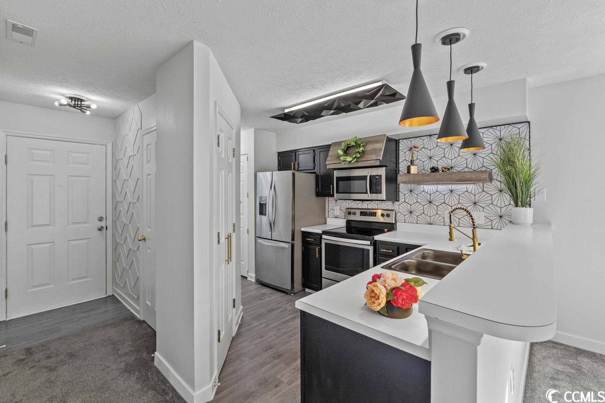 444 Red River Ct. Unit: 40-D