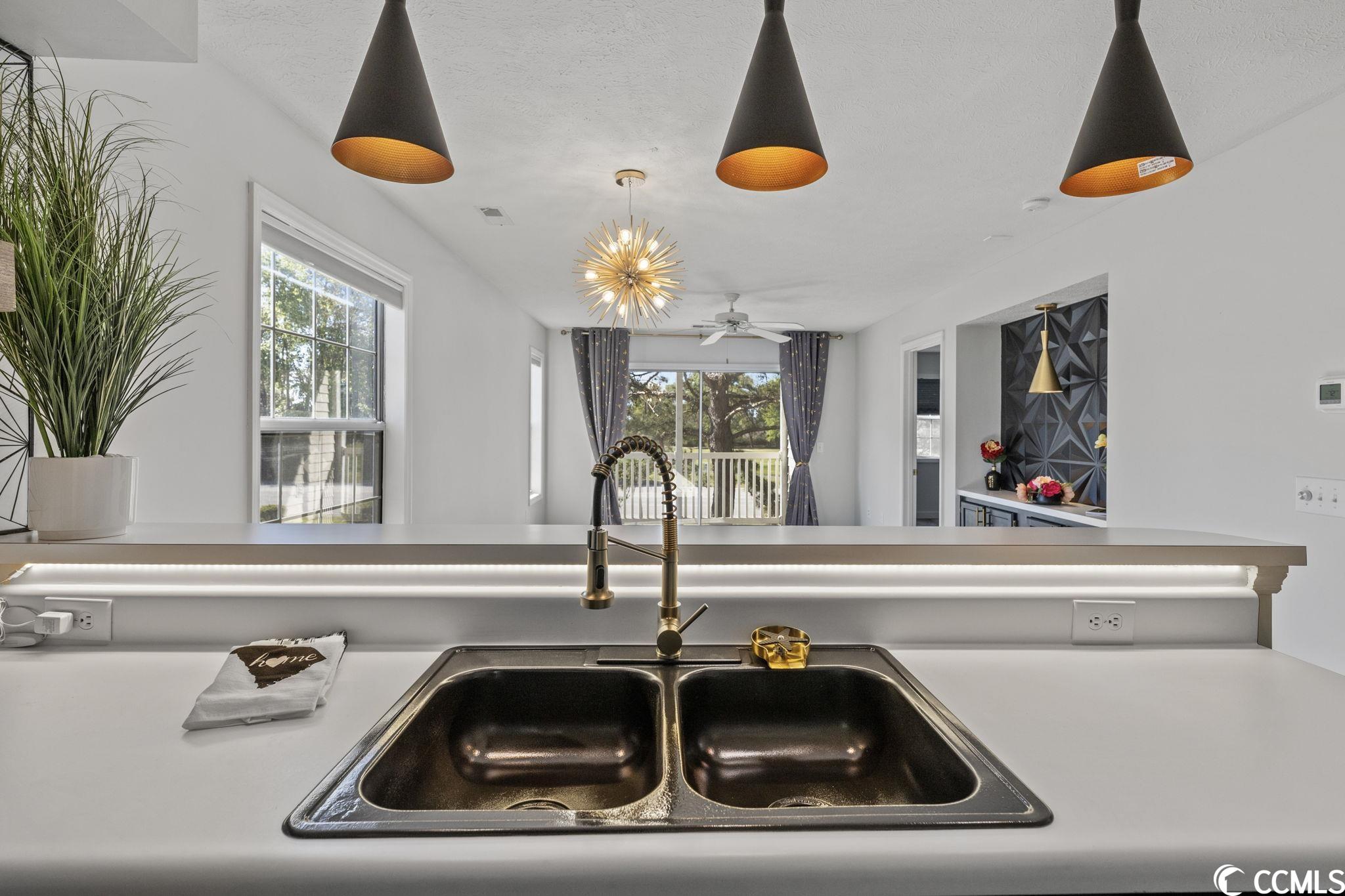 444 Red River Ct. Unit: 40-D