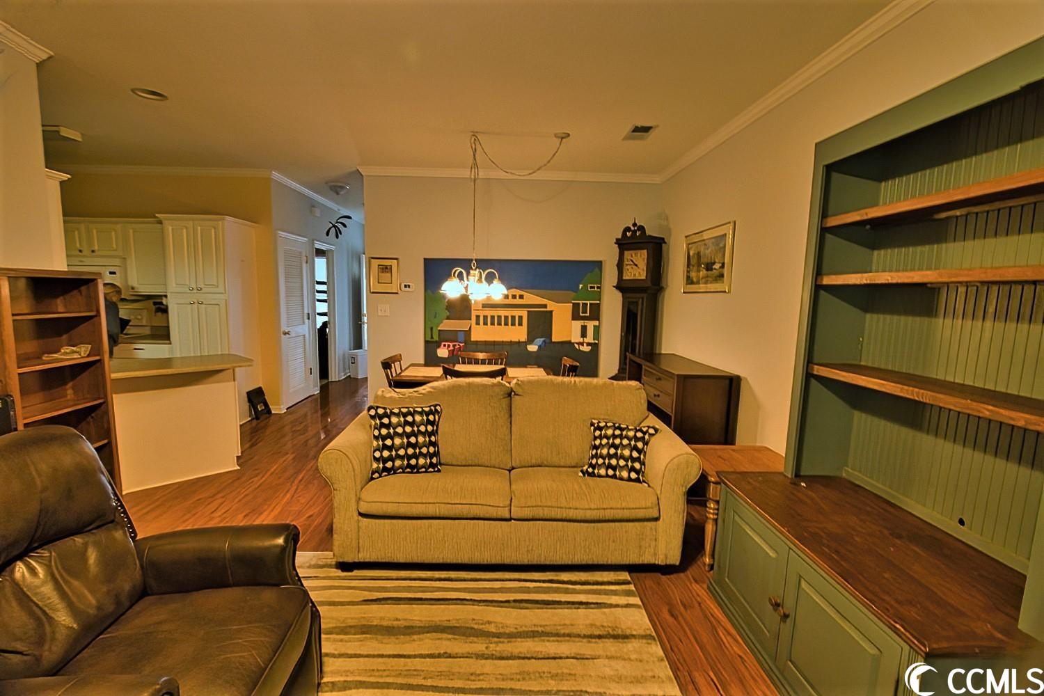100 Lazy Willow Ln. Unit: 103