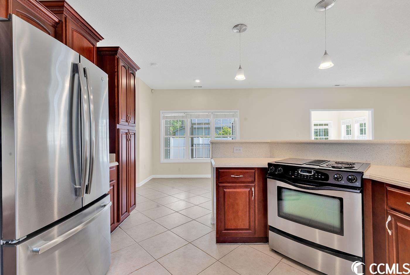 86 Willow Dr.