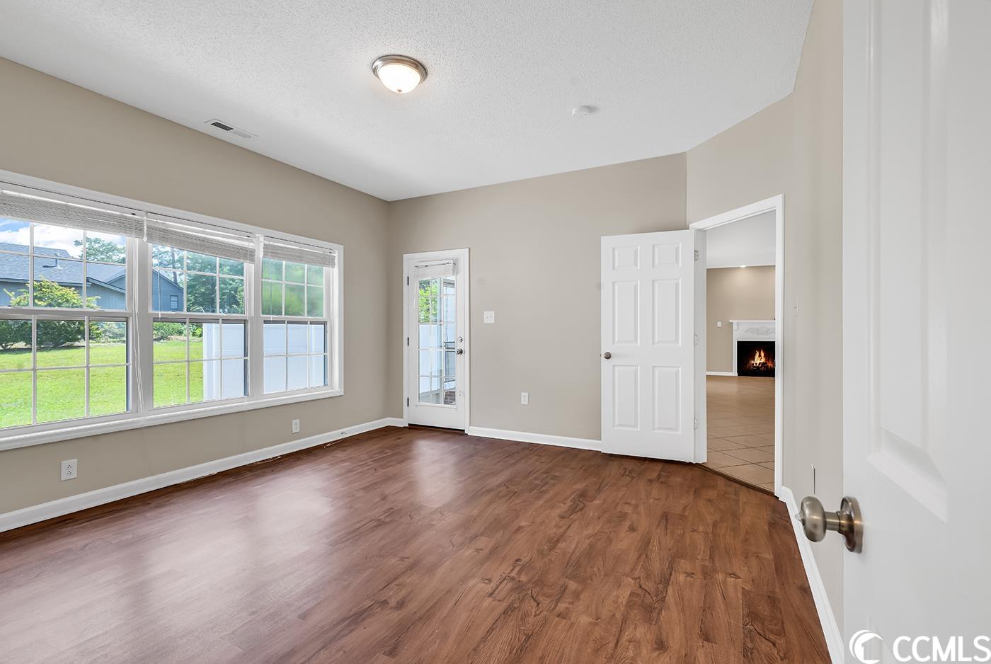 86 Willow Dr.