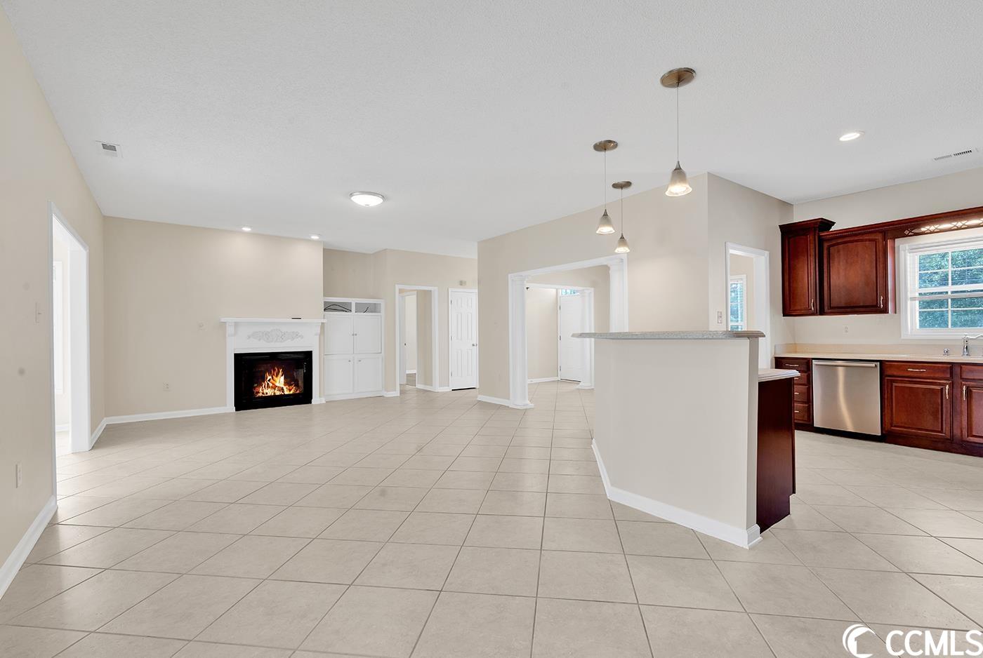86 Willow Dr.