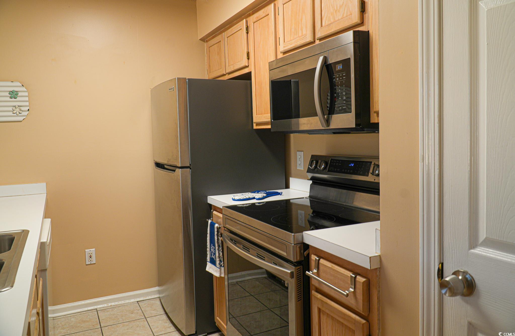649 Tupelo Ln. Unit: 13E