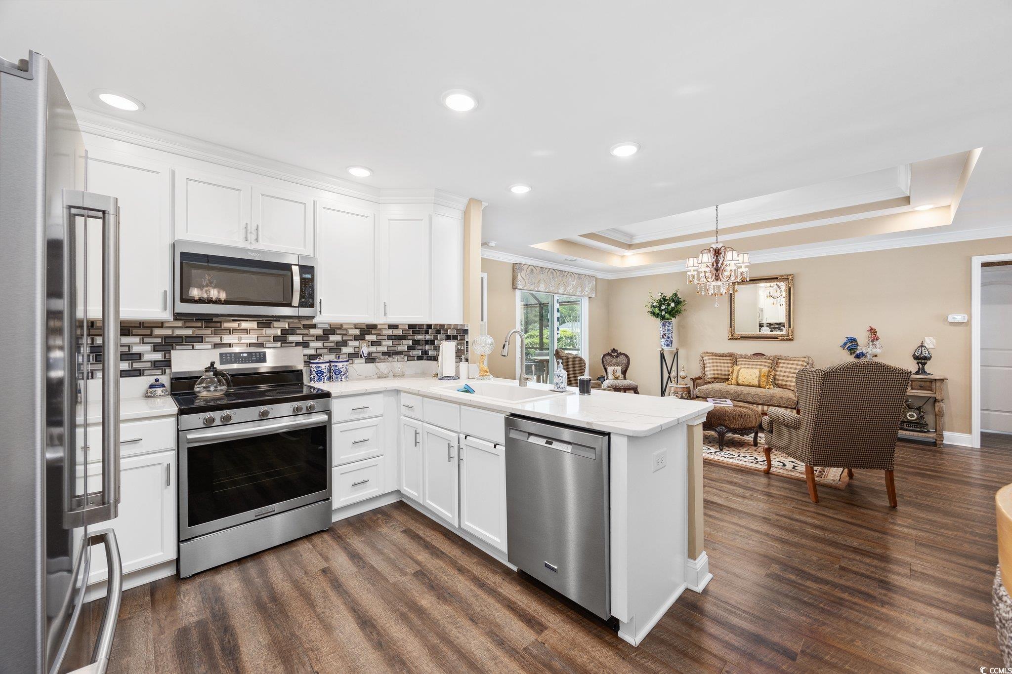 90 Carolina Crossing Blvd.