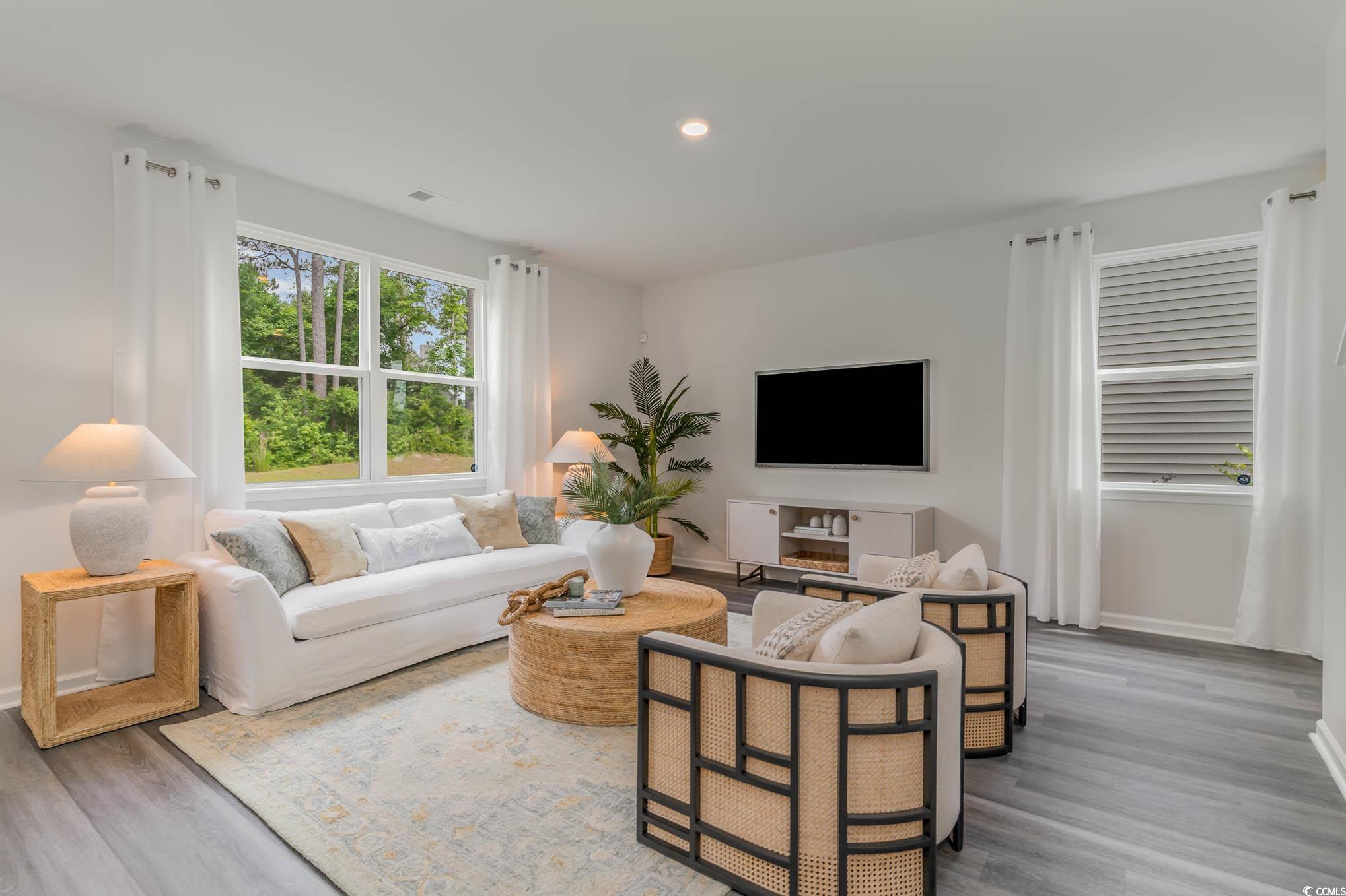 7431 Meadow Walk Loop